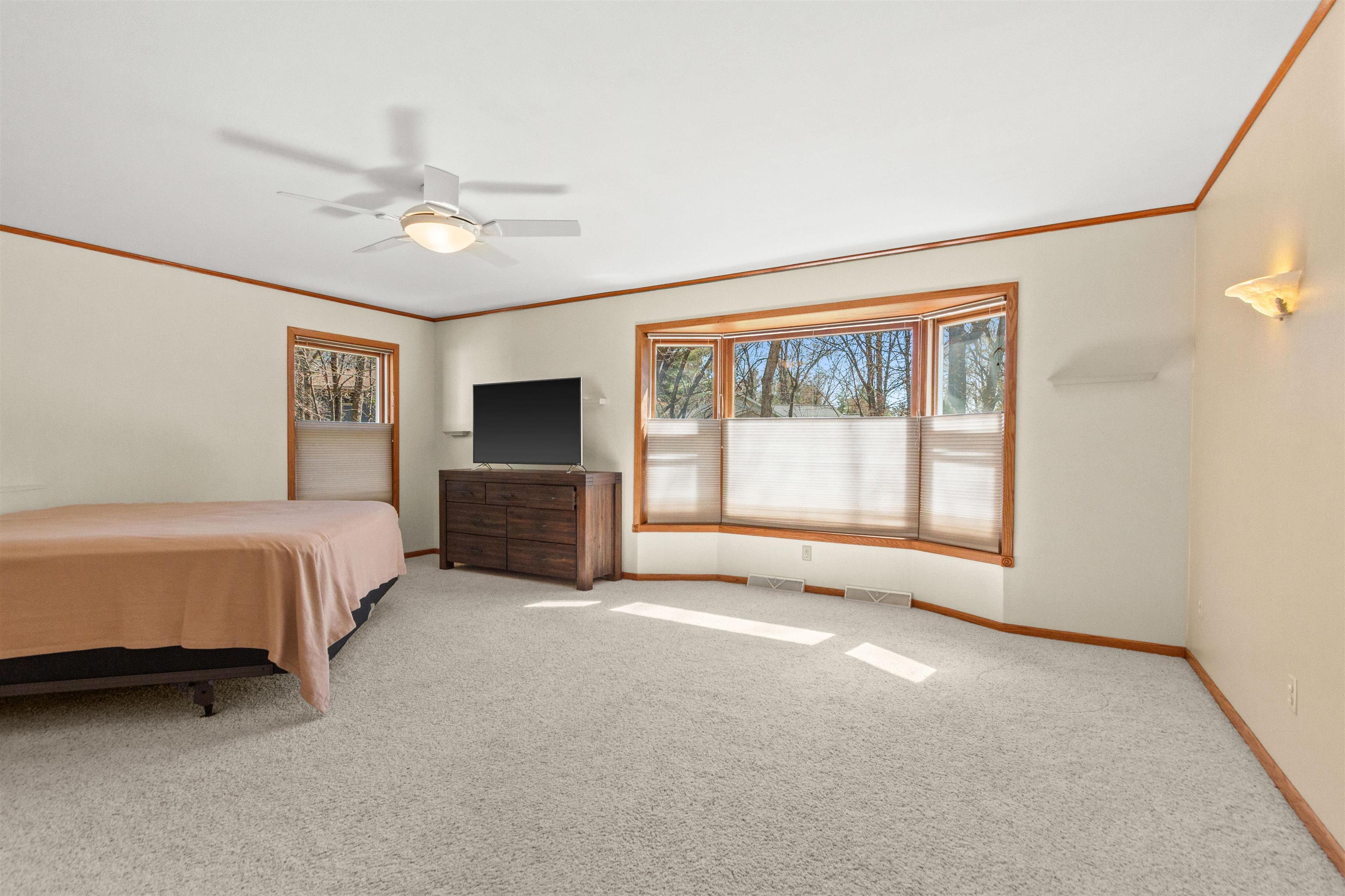 530 CANTERBURY DRIVE, Plover, Wisconsin 54467, 4 Bedrooms Bedrooms, ,3 BathroomsBathrooms,Residential,For Sale,530 CANTERBURY DRIVE,22601609