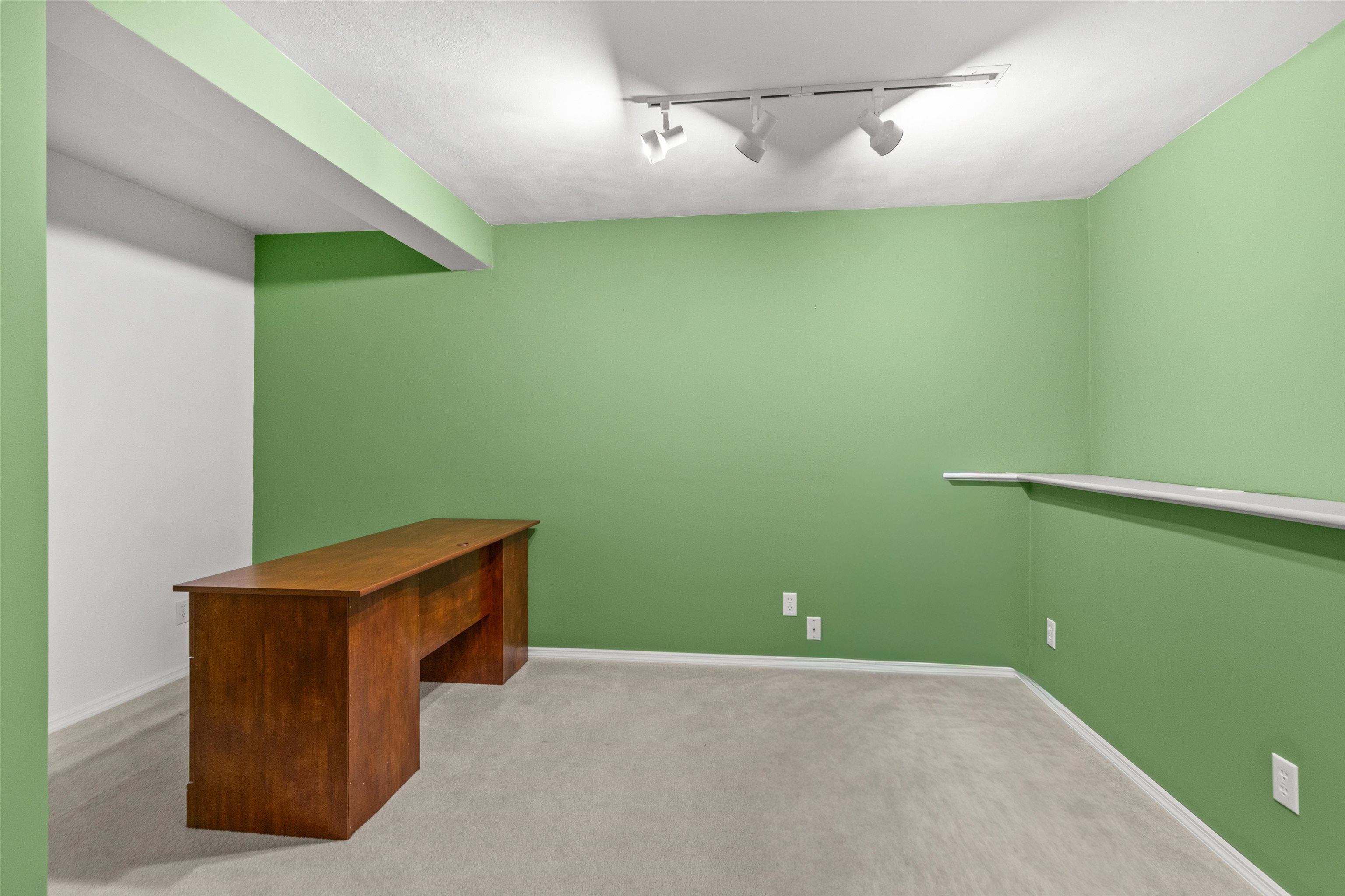 530 CANTERBURY DRIVE, Plover, Wisconsin 54467, 4 Bedrooms Bedrooms, ,3 BathroomsBathrooms,Residential,For Sale,530 CANTERBURY DRIVE,22601609