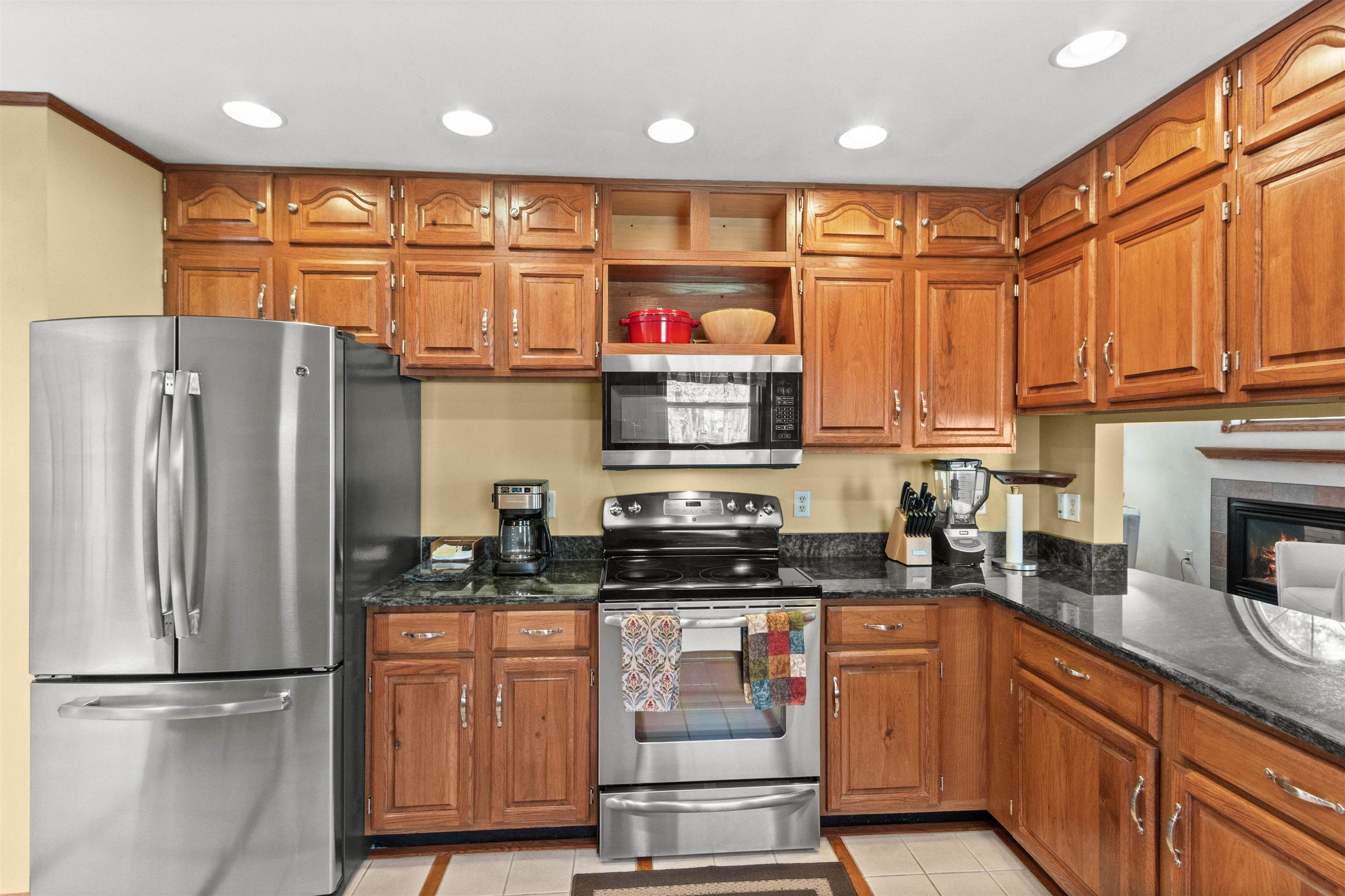 530 CANTERBURY DRIVE, Plover, Wisconsin 54467, 4 Bedrooms Bedrooms, ,3 BathroomsBathrooms,Residential,For Sale,530 CANTERBURY DRIVE,22601609