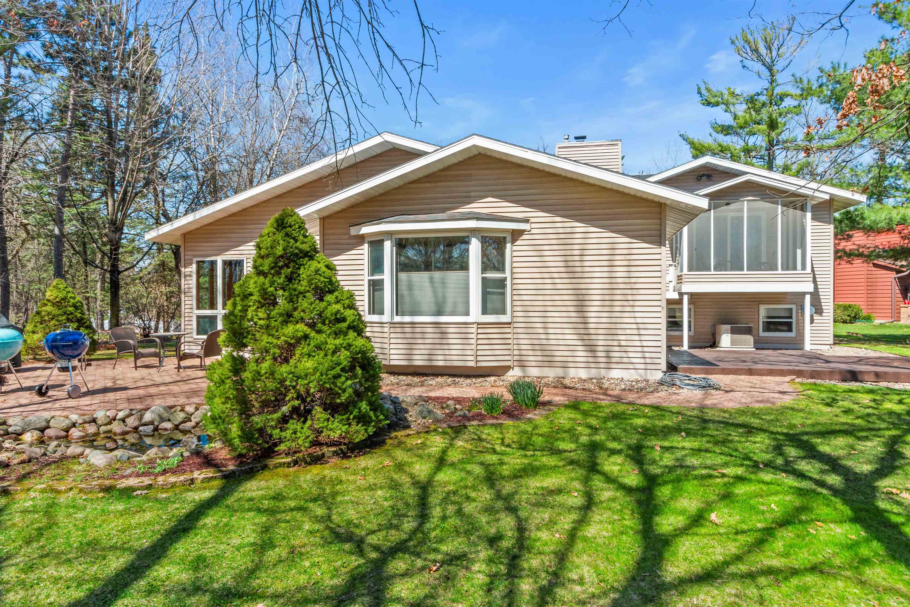 530 CANTERBURY DRIVE, Plover, Wisconsin 54467, 4 Bedrooms Bedrooms, ,3 BathroomsBathrooms,Residential,For Sale,530 CANTERBURY DRIVE,22601609