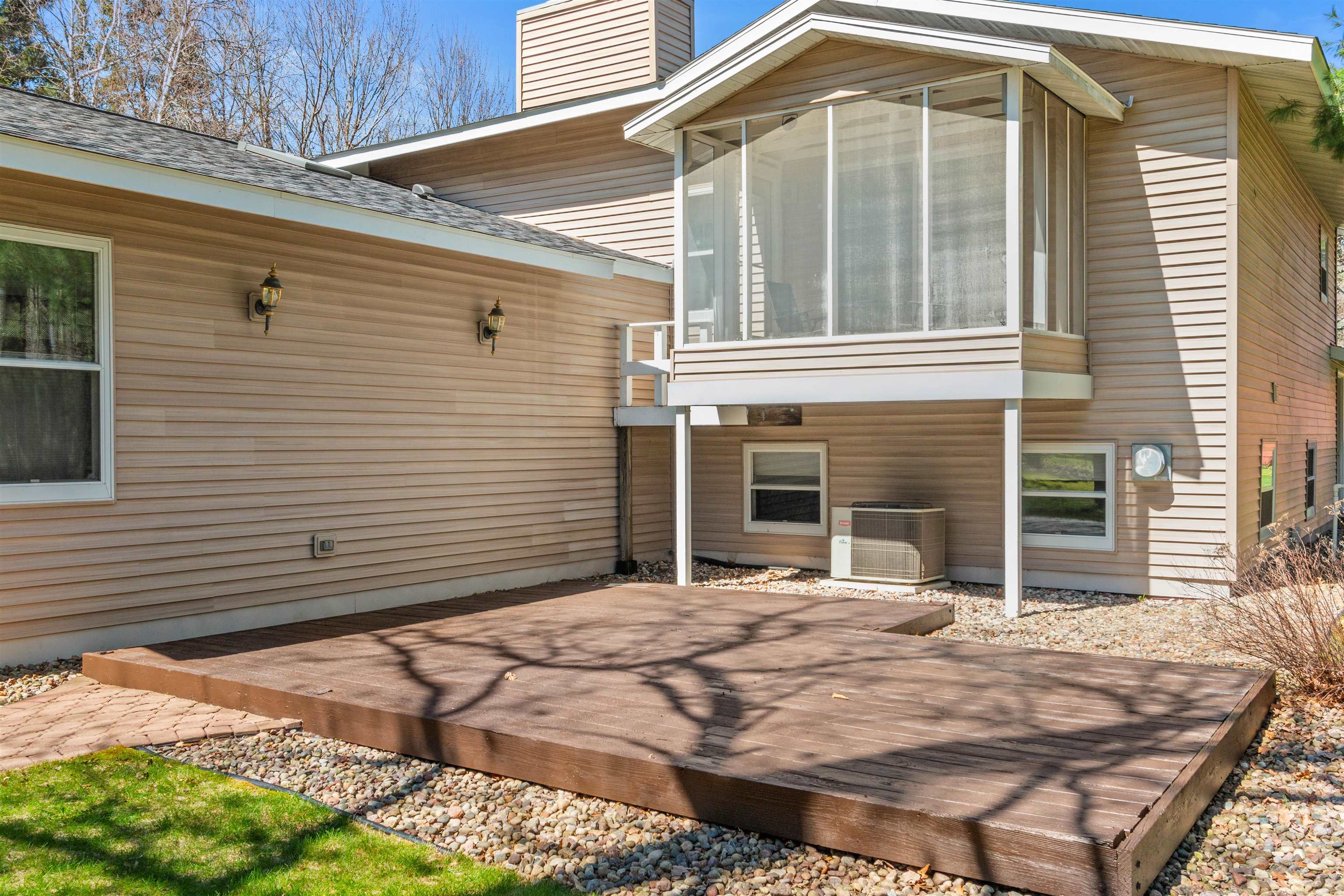 530 CANTERBURY DRIVE, Plover, Wisconsin 54467, 4 Bedrooms Bedrooms, ,3 BathroomsBathrooms,Residential,For Sale,530 CANTERBURY DRIVE,22601609