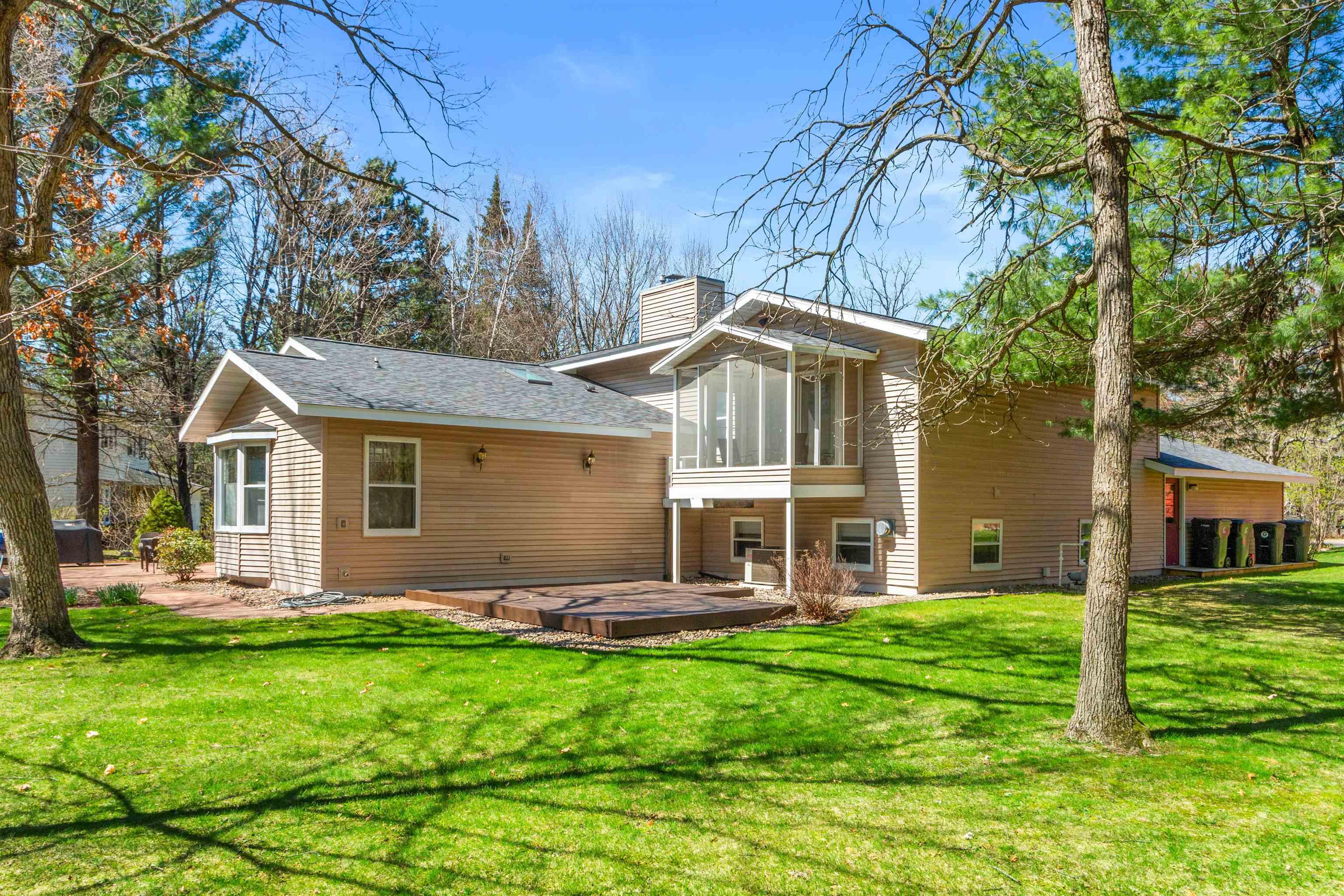 530 CANTERBURY DRIVE, Plover, Wisconsin 54467, 4 Bedrooms Bedrooms, ,3 BathroomsBathrooms,Residential,For Sale,530 CANTERBURY DRIVE,22601609