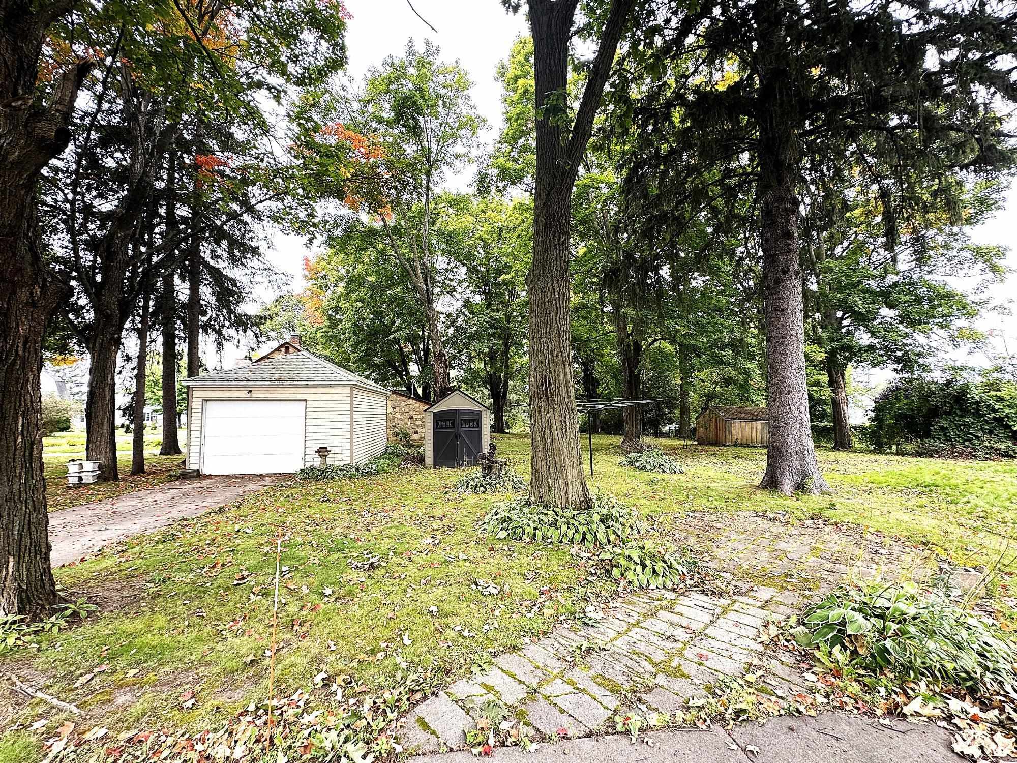 222 S SUPERIOR STREET, Antigo, Wisconsin 54409-9998, 3 Bedrooms Bedrooms, ,1 BathroomBathrooms,Residential,For Sale,222 S SUPERIOR STREET,22601610