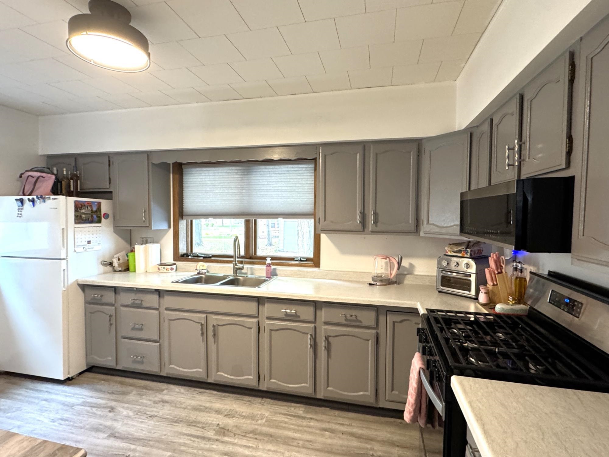 222 S SUPERIOR STREET, Antigo, Wisconsin 54409-9998, 3 Bedrooms Bedrooms, ,1 BathroomBathrooms,Residential,For Sale,222 S SUPERIOR STREET,22601610