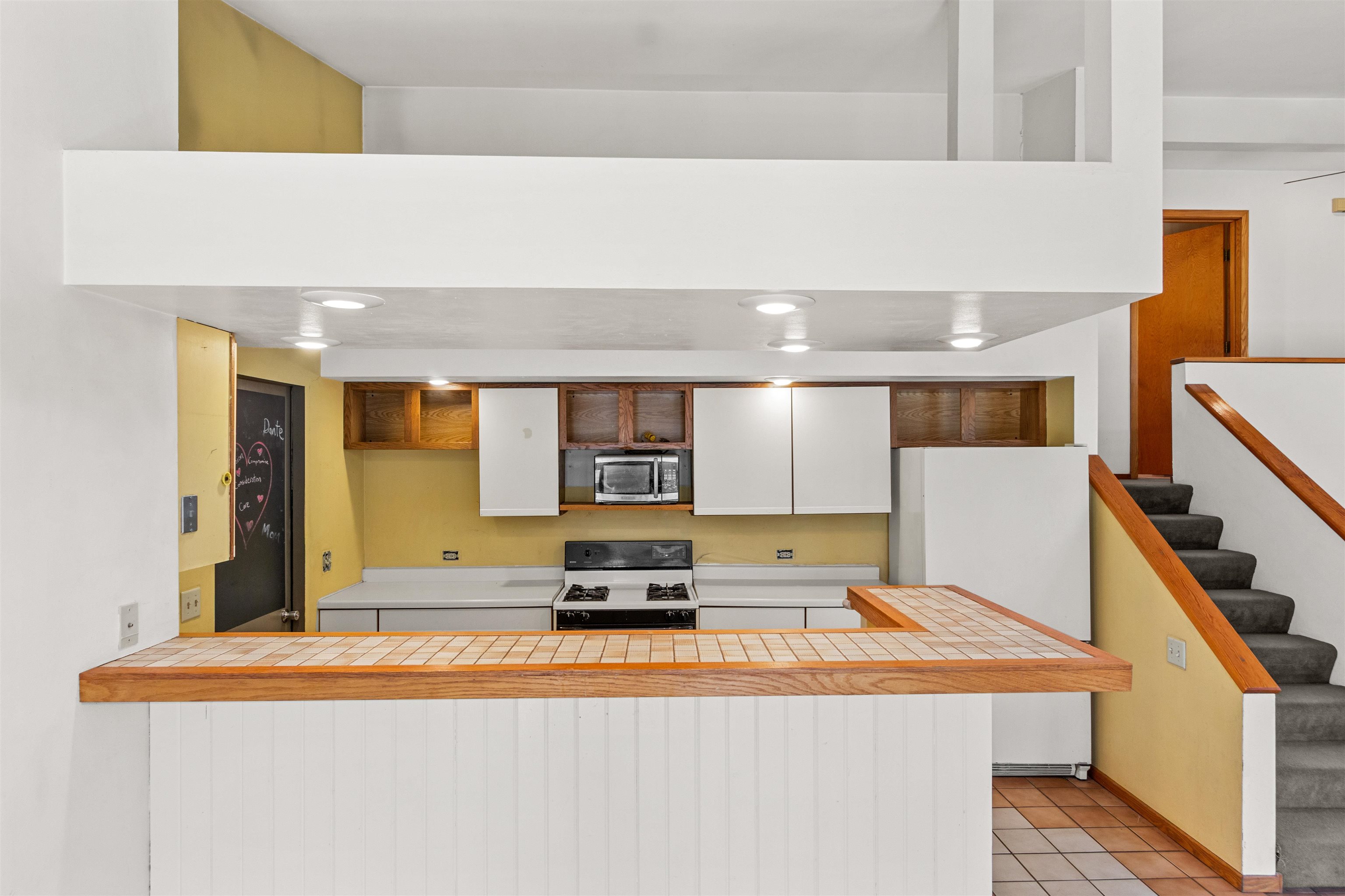 6984 COUNTRY BEAUTIFUL LANE, Stevens Point, Wisconsin 54482, 3 Bedrooms Bedrooms, ,2 BathroomsBathrooms,Residential,For Sale,6984 COUNTRY BEAUTIFUL LANE,22601611