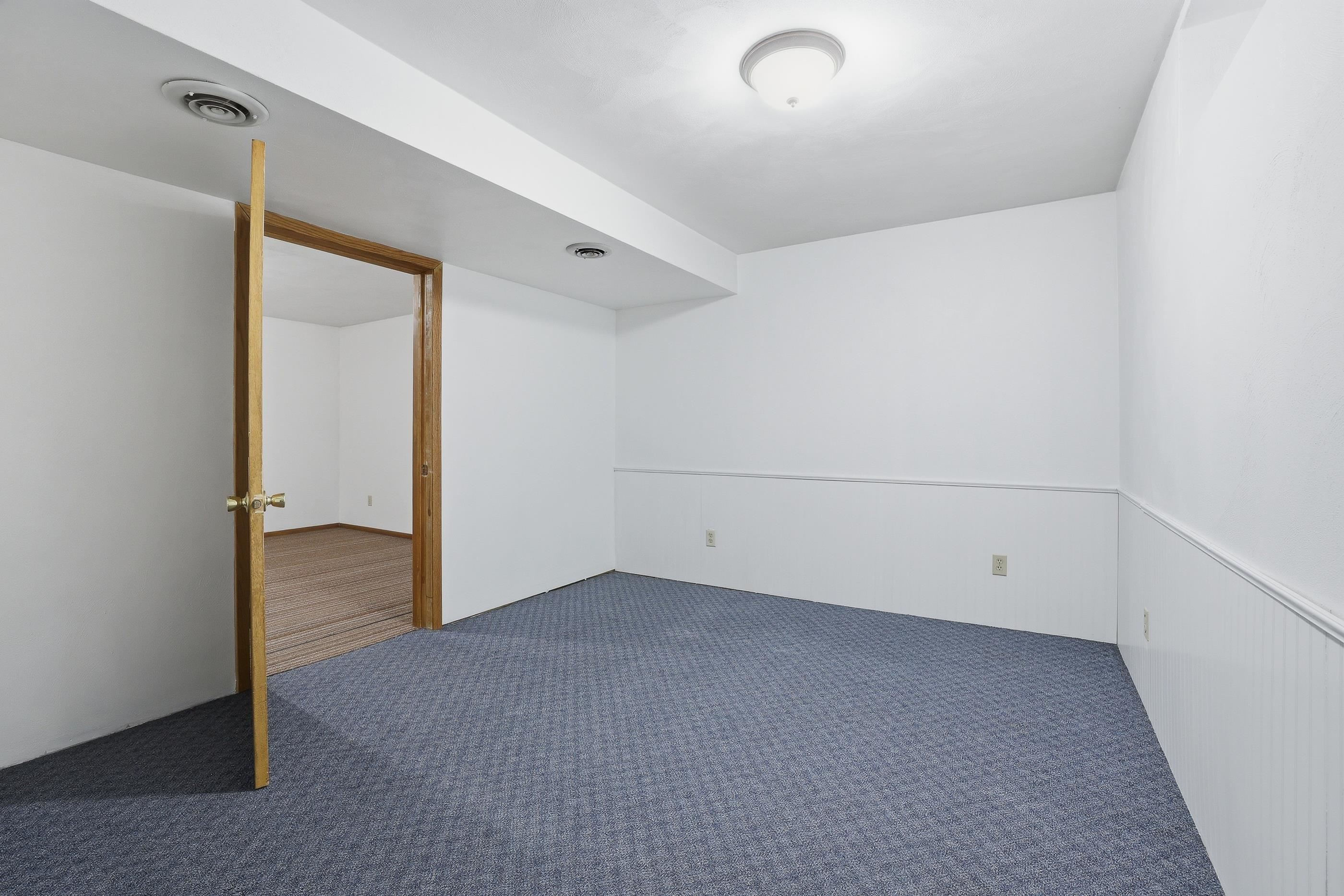 6014 SARAH CIRCLE, Wisconsin Rapids, Wisconsin 54494, 4 Bedrooms Bedrooms, ,2 BathroomsBathrooms,Residential,For Sale,6014 SARAH CIRCLE,22601613