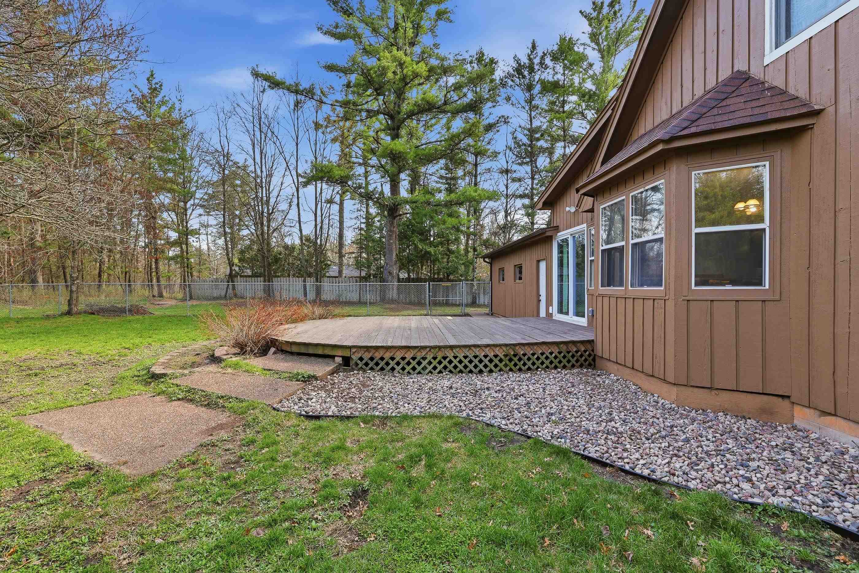 6014 SARAH CIRCLE, Wisconsin Rapids, Wisconsin 54494, 4 Bedrooms Bedrooms, ,2 BathroomsBathrooms,Residential,For Sale,6014 SARAH CIRCLE,22601613