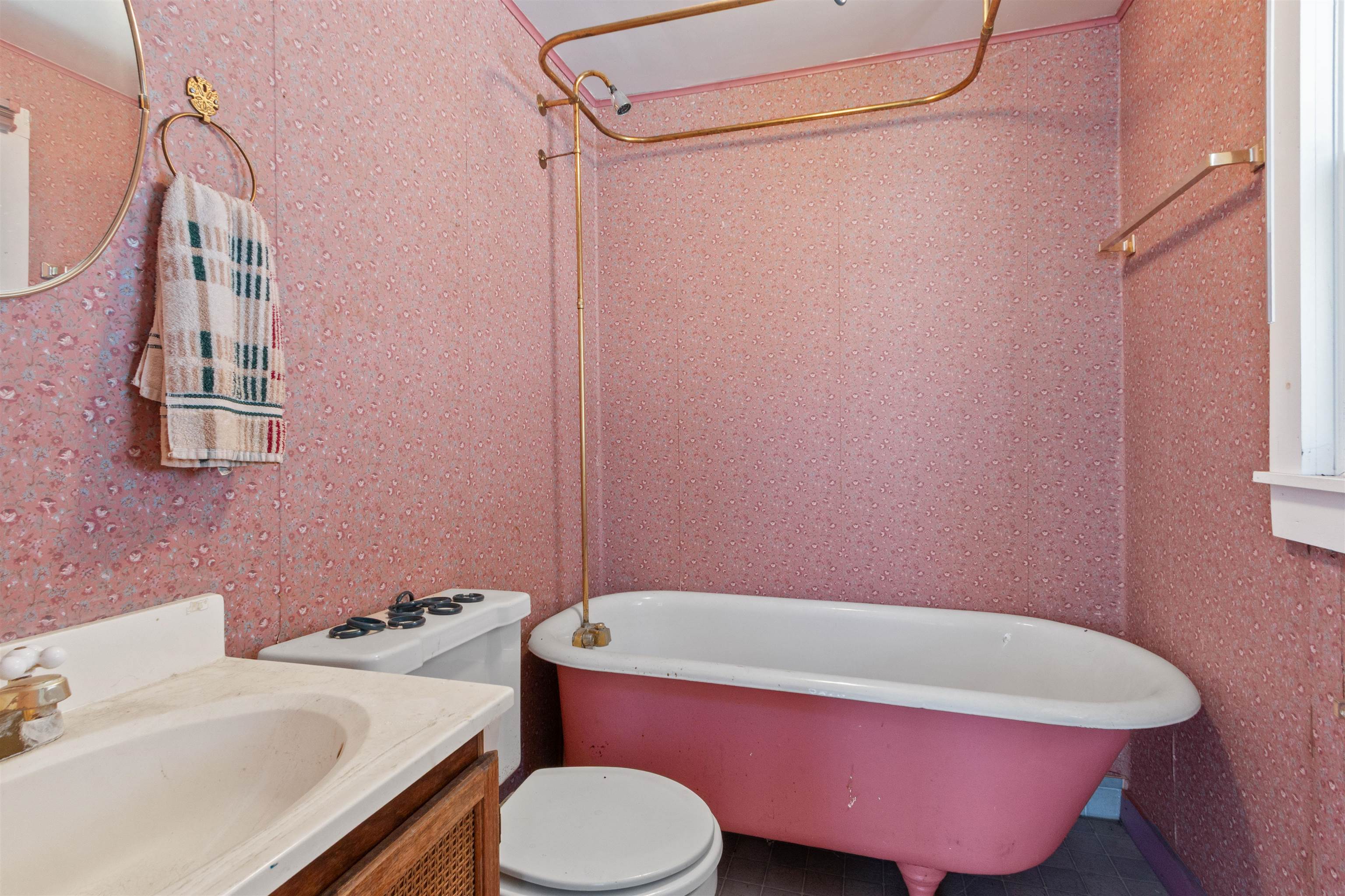 551 3RD STREET SOUTH, Wisconsin Rapids, Wisconsin 54494, 2 Bedrooms Bedrooms, 5 Rooms Rooms,2 BathroomsBathrooms,Multi-family,For Sale,551 3RD STREET SOUTH,22601615