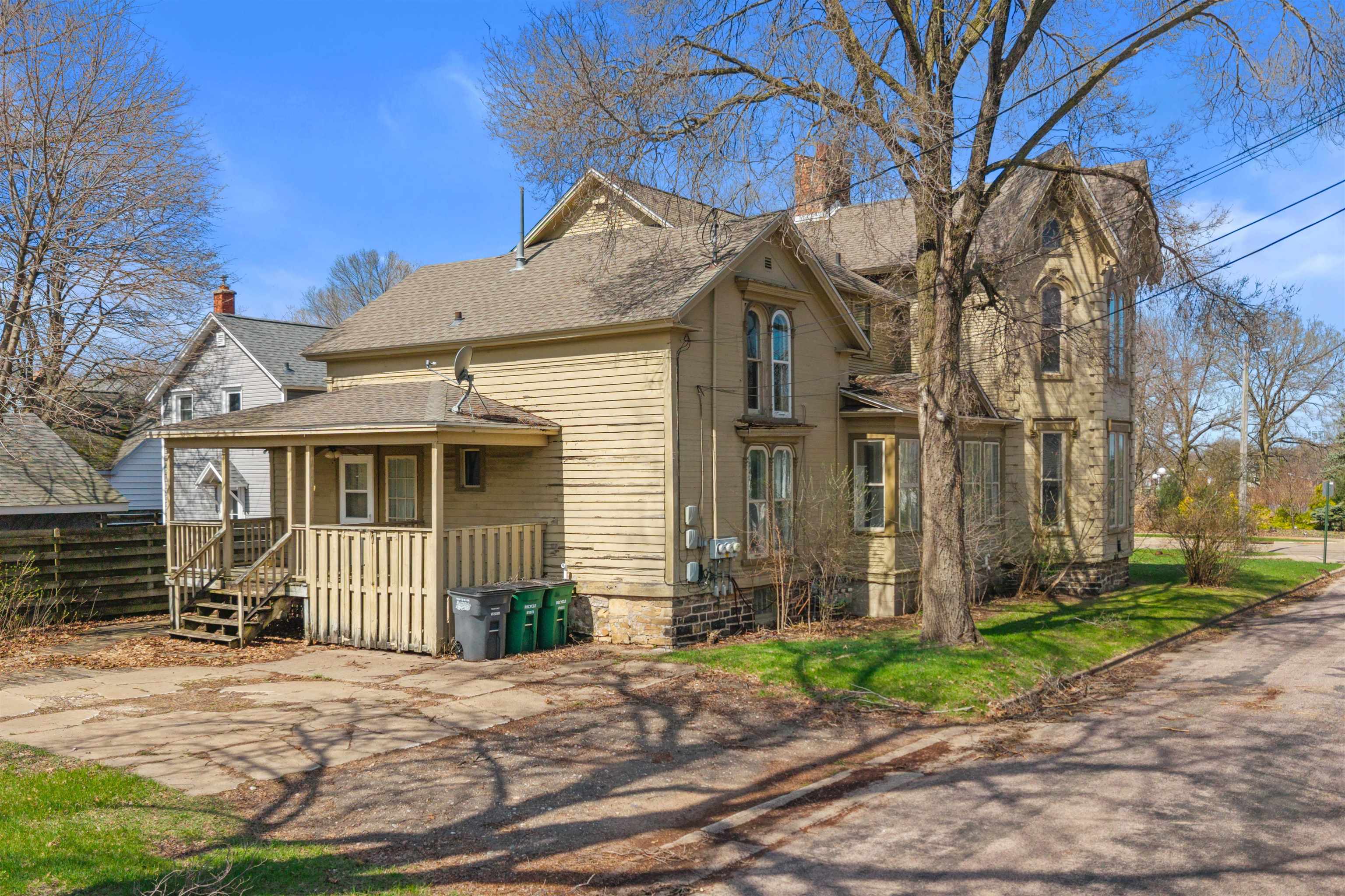 551 3RD STREET SOUTH, Wisconsin Rapids, Wisconsin 54494, 2 Bedrooms Bedrooms, 5 Rooms Rooms,2 BathroomsBathrooms,Multi-family,For Sale,551 3RD STREET SOUTH,22601615