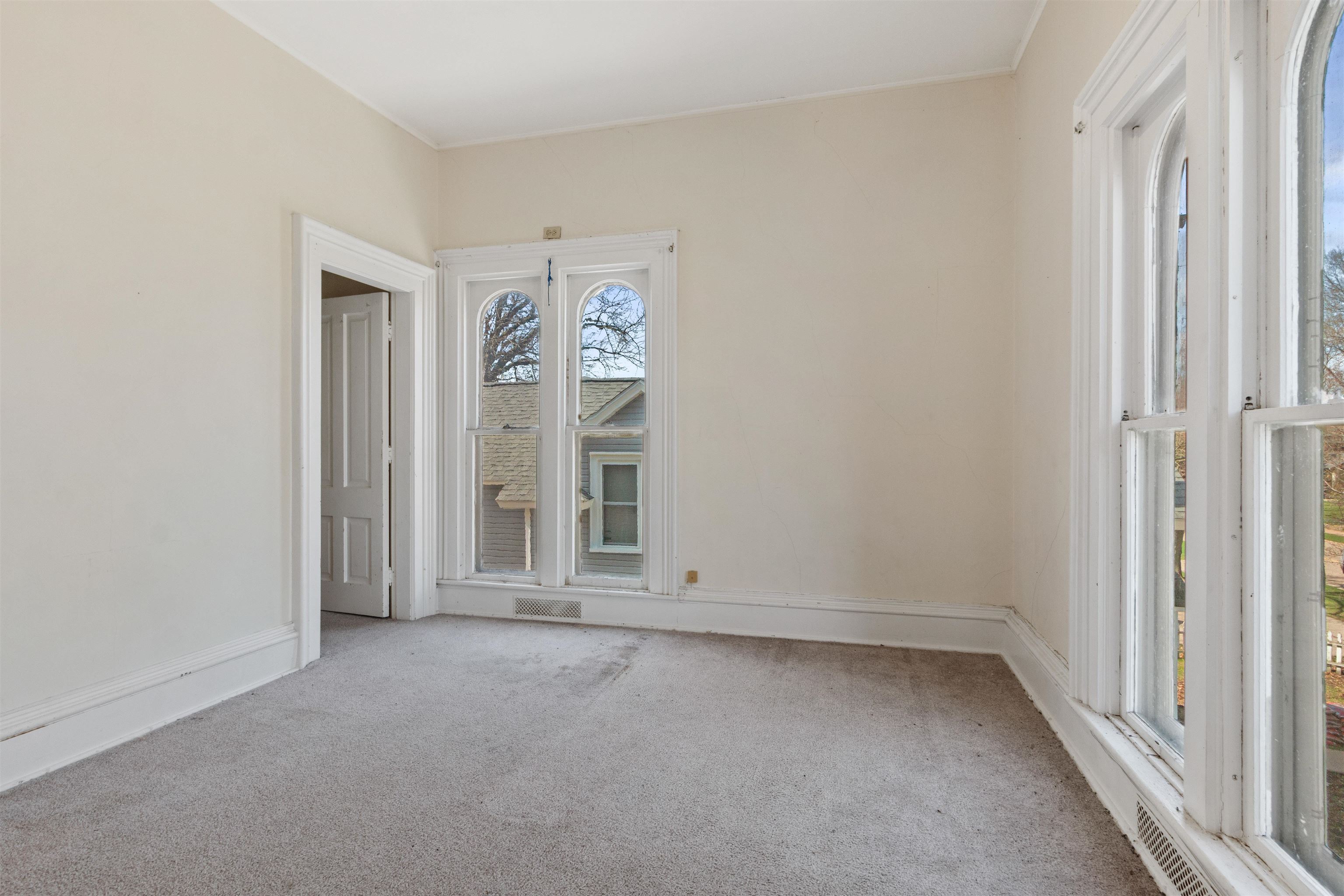 551 3RD STREET SOUTH, Wisconsin Rapids, Wisconsin 54494, 4 Bedrooms Bedrooms, ,4 BathroomsBathrooms,Residential,For Sale,551 3RD STREET SOUTH,22601616