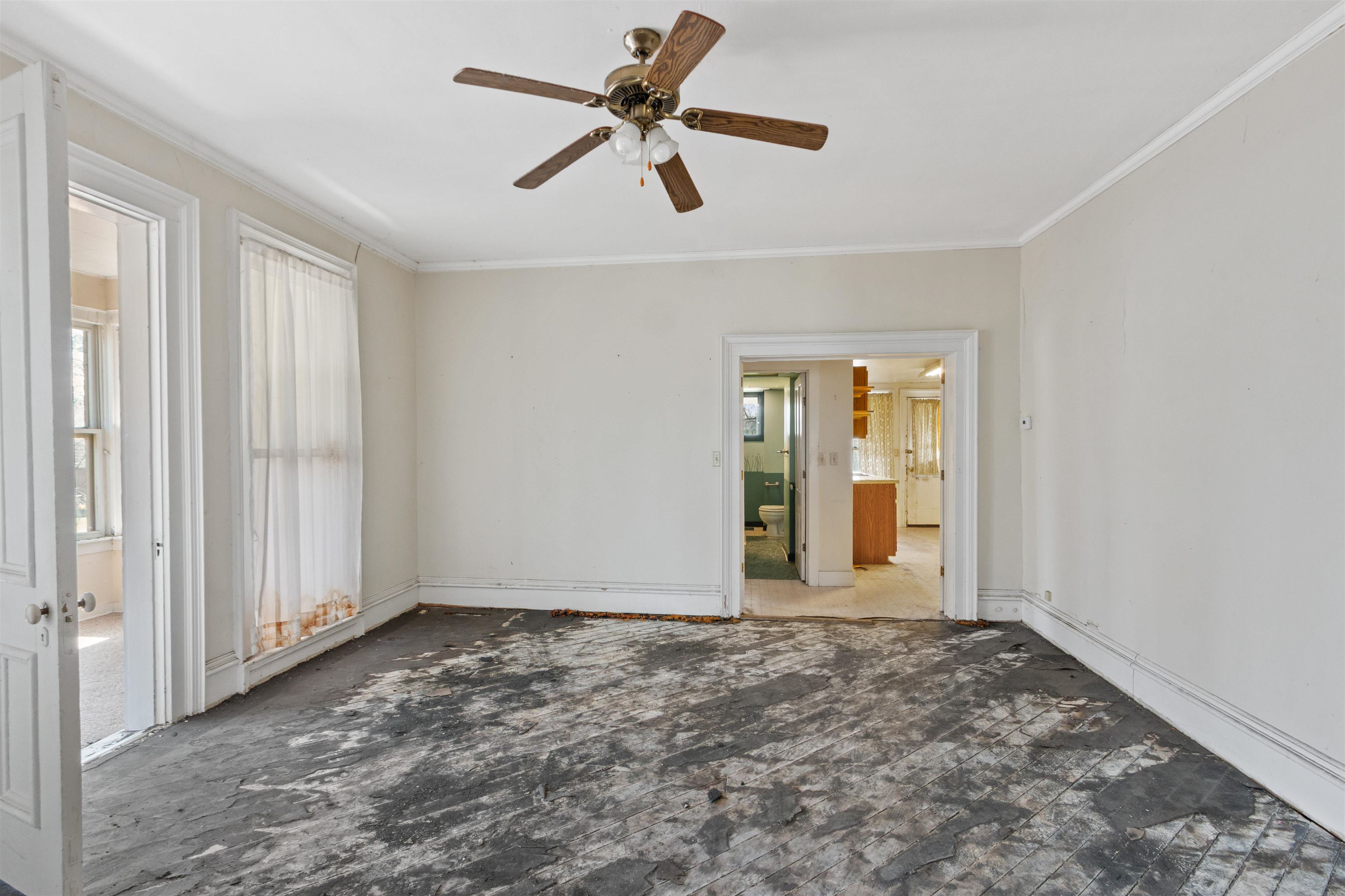 551 3RD STREET SOUTH, Wisconsin Rapids, Wisconsin 54494, 4 Bedrooms Bedrooms, ,4 BathroomsBathrooms,Residential,For Sale,551 3RD STREET SOUTH,22601616