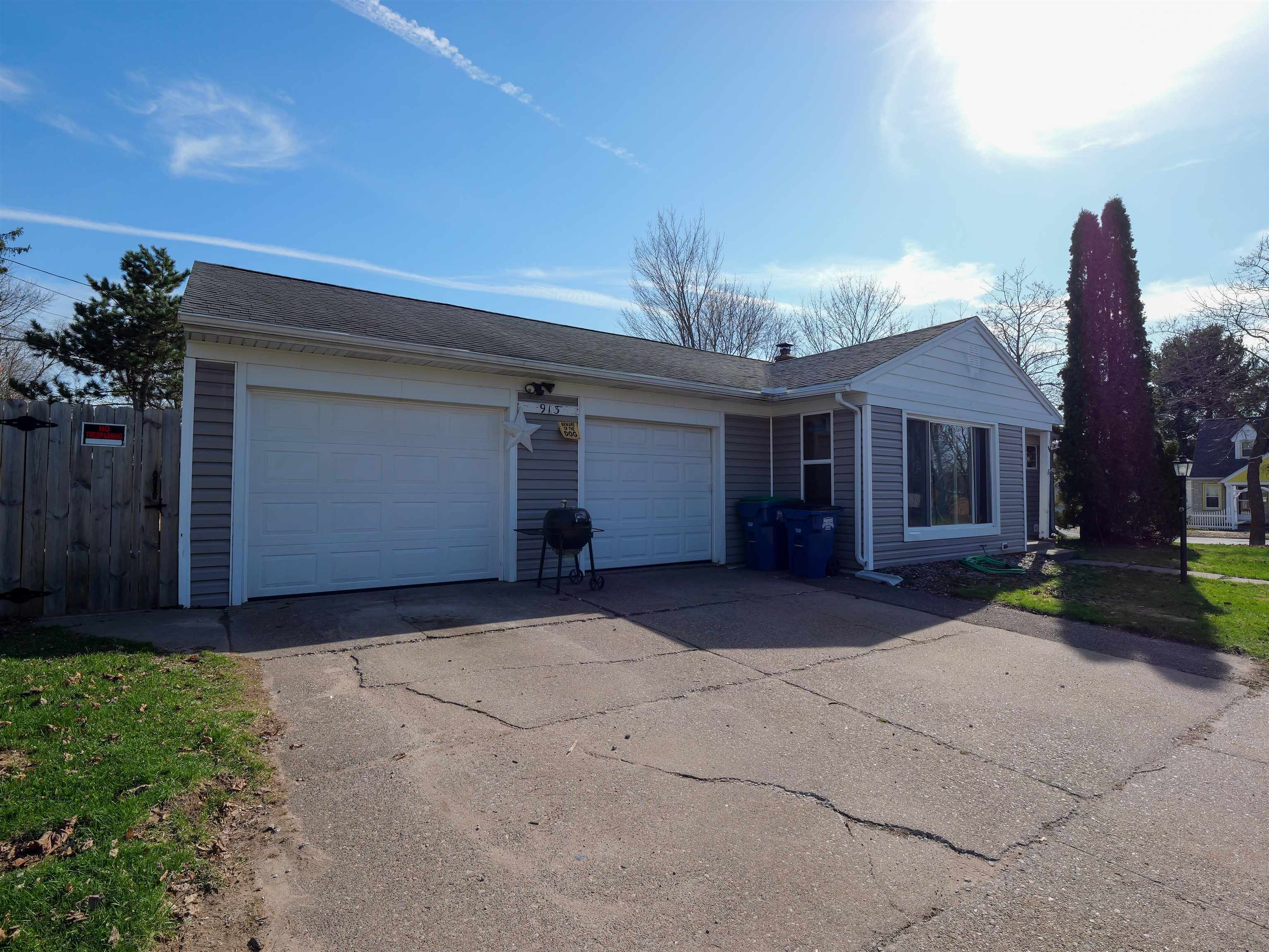 913 W STROWBRIDGE STREET, Wausau, Wisconsin 54401, 3 Bedrooms Bedrooms, ,1 BathroomBathrooms,Residential,For Sale,913 W STROWBRIDGE STREET,22601617