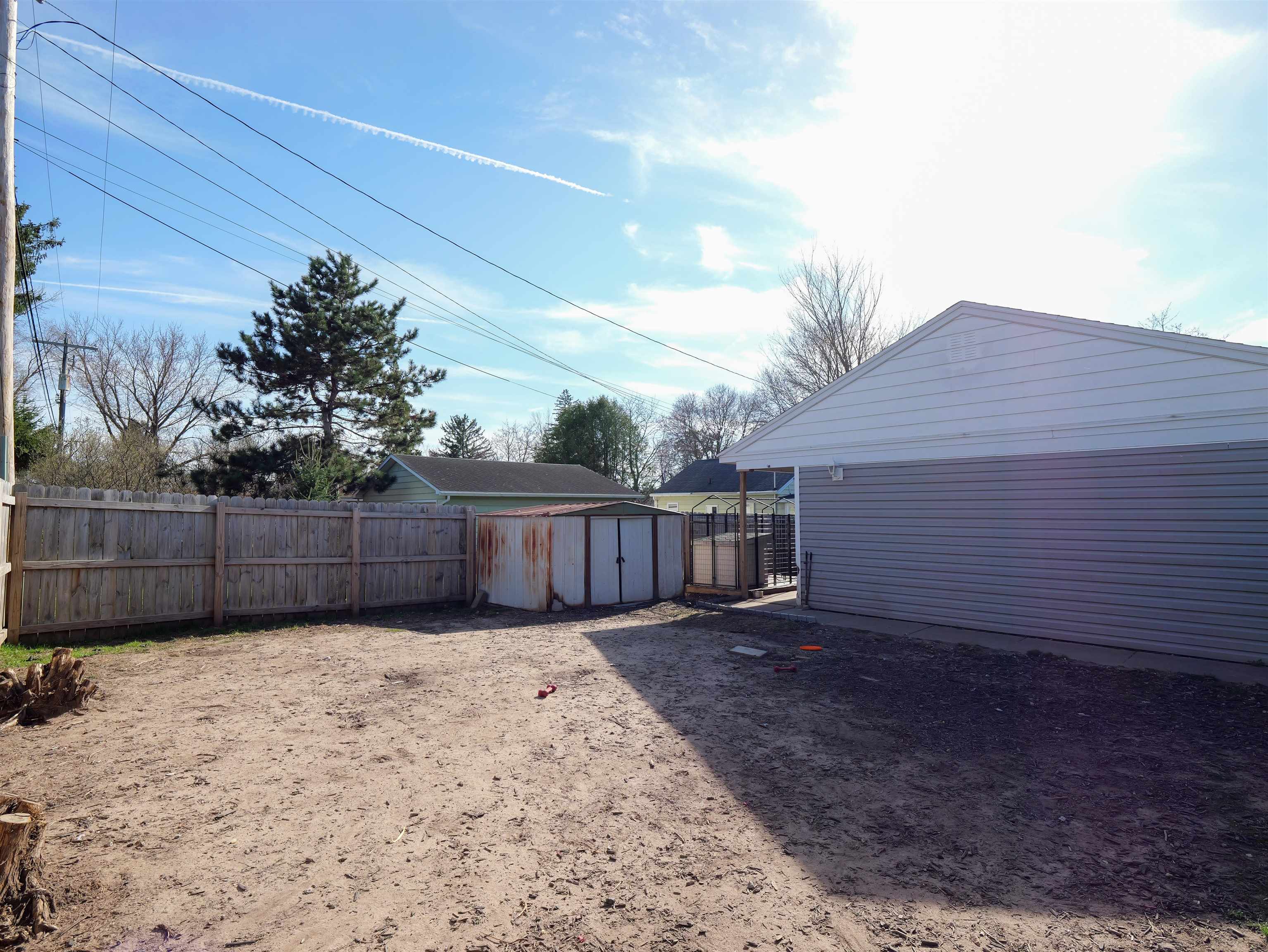 913 W STROWBRIDGE STREET, Wausau, Wisconsin 54401, 3 Bedrooms Bedrooms, ,1 BathroomBathrooms,Residential,For Sale,913 W STROWBRIDGE STREET,22601617