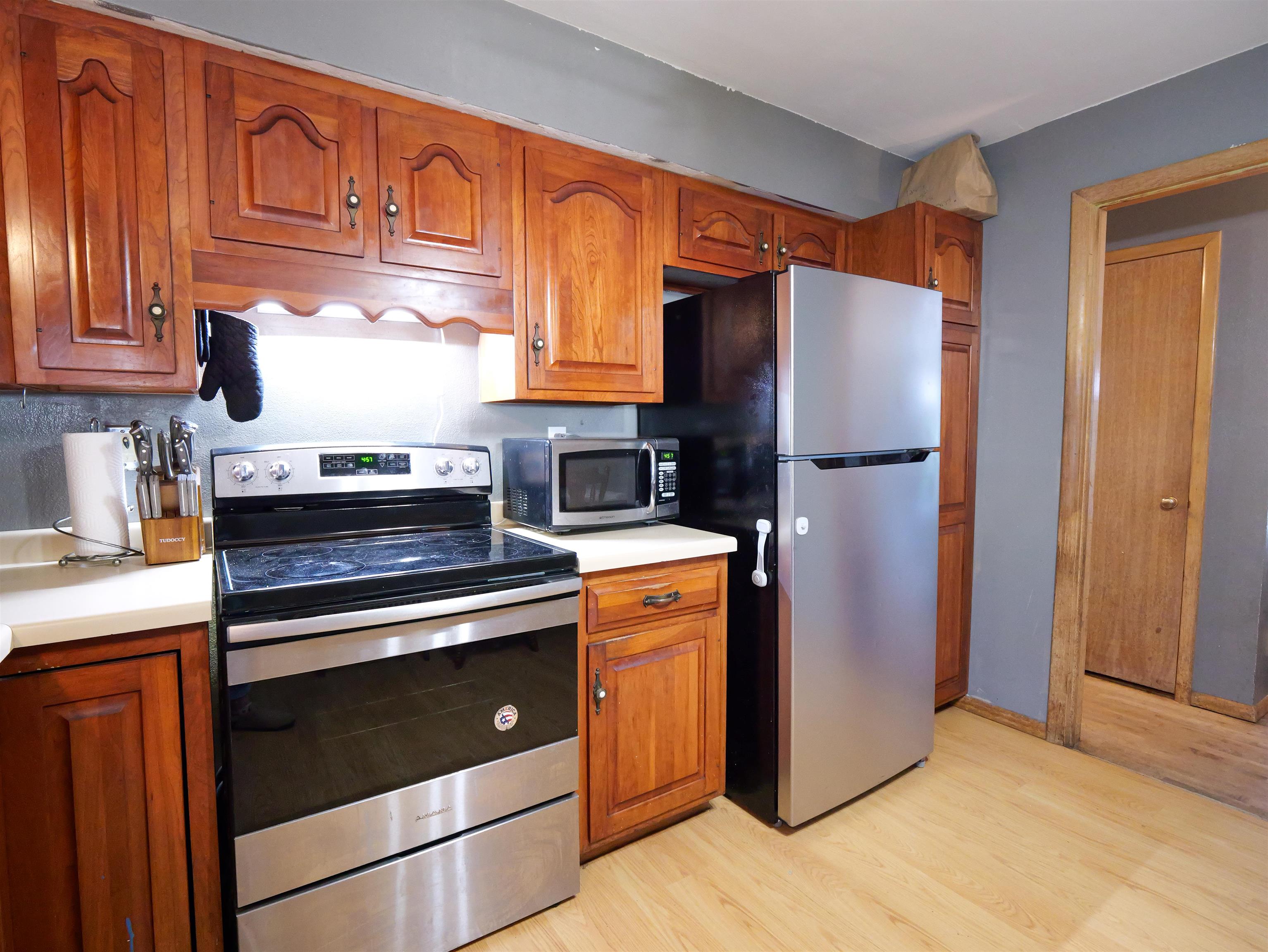 913 W STROWBRIDGE STREET, Wausau, Wisconsin 54401, 3 Bedrooms Bedrooms, ,1 BathroomBathrooms,Residential,For Sale,913 W STROWBRIDGE STREET,22601617