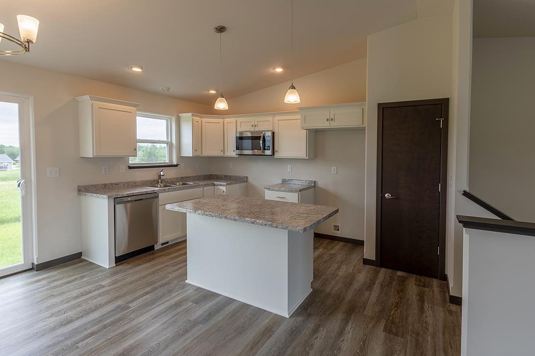 630 STILL WATERS LANE, Plover, Wisconsin 54467, 3 Bedrooms Bedrooms, ,2 BathroomsBathrooms,Residential,For Sale,630 STILL WATERS LANE,22601618