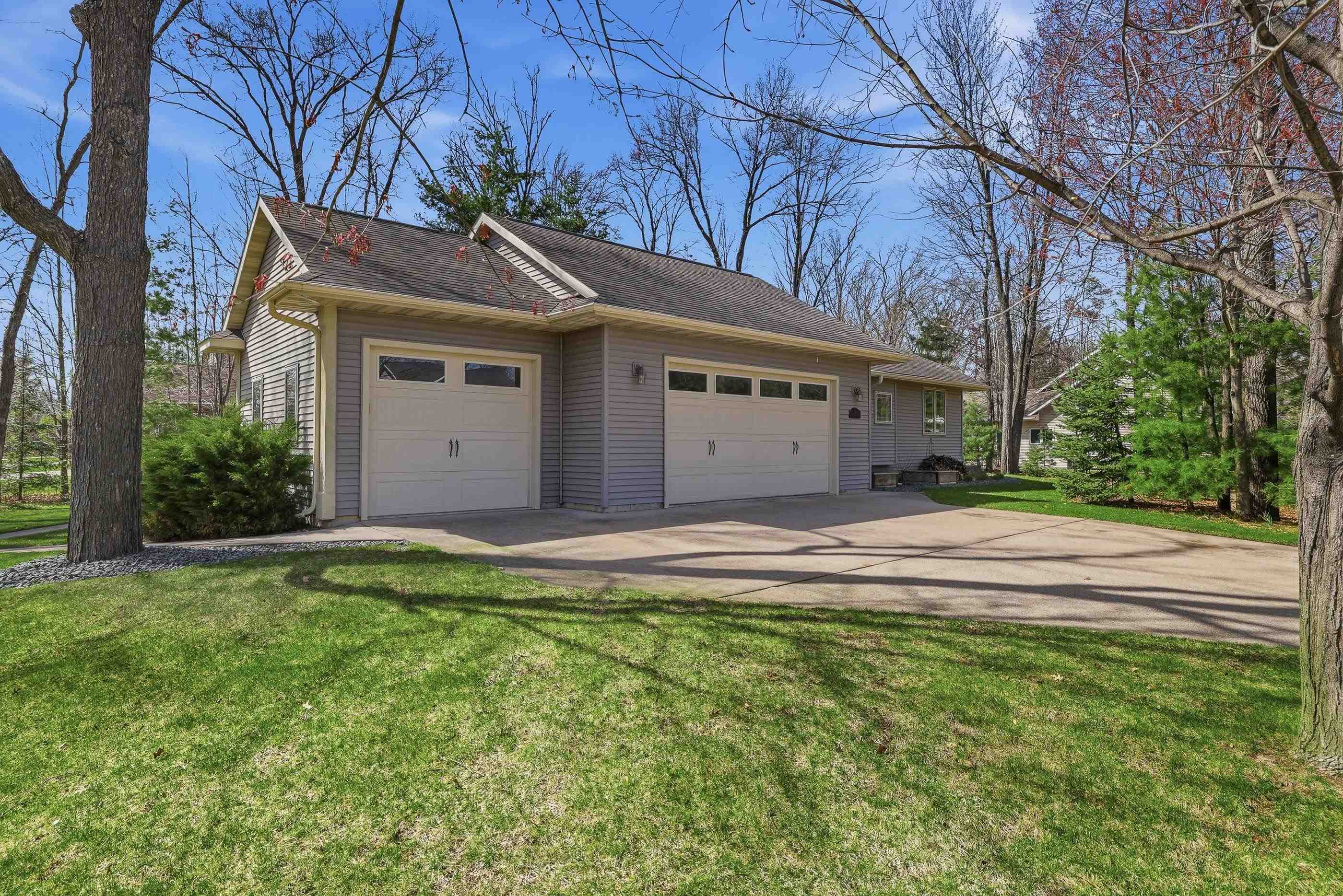 1550 RAPID RIVER RUN, Plover, Wisconsin 54467, 4 Bedrooms Bedrooms, ,3 BathroomsBathrooms,Residential,For Sale,1550 RAPID RIVER RUN,22601620