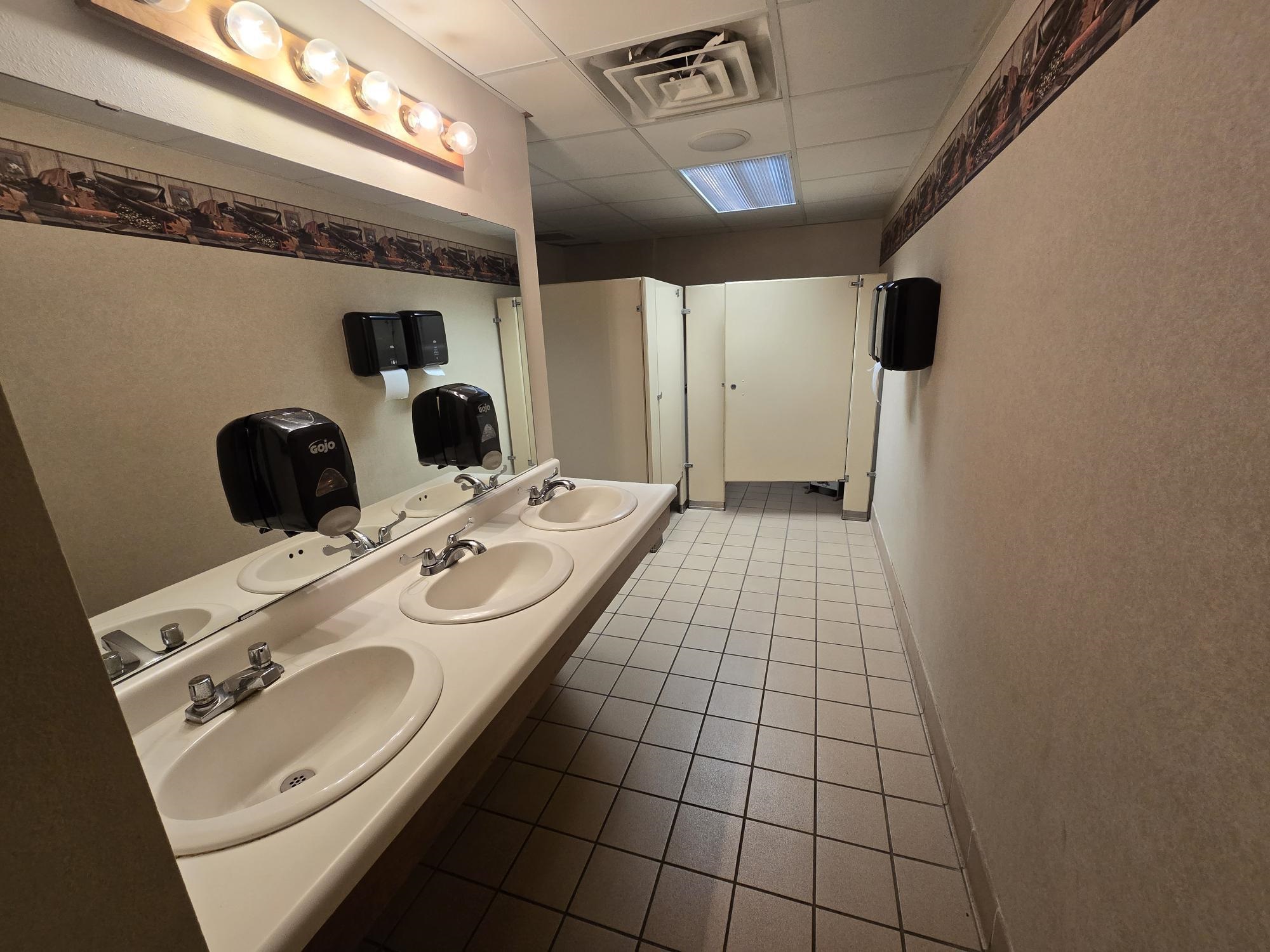 6510 S STATE HIGHWAY 13, Wisconsin Rapids, Wisconsin 54494, ,Commercial/industrial,For Sale,6510 S STATE HIGHWAY 13,22601623