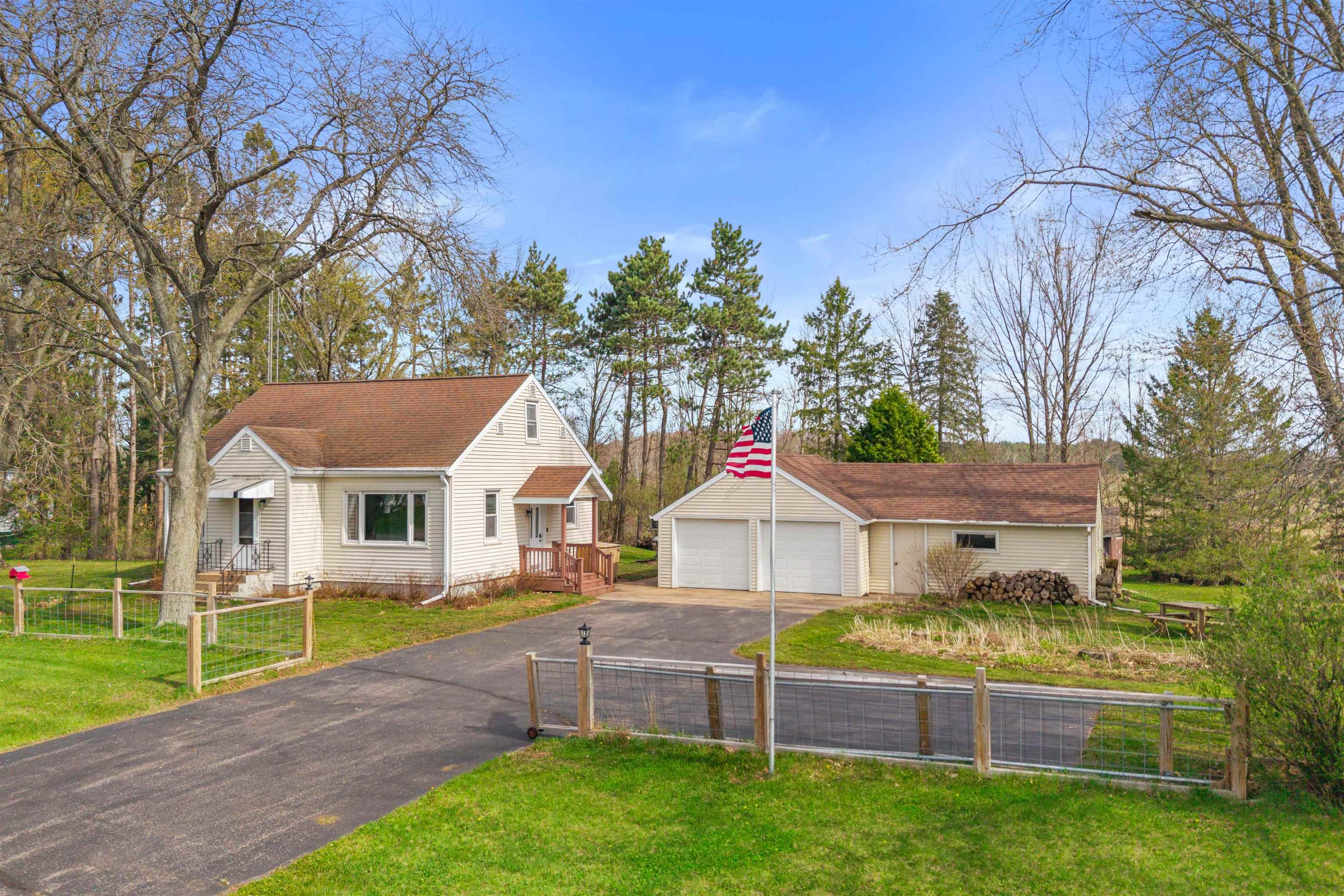 4278 STATE HIGHWAY 73, Wisconsin Rapids, Wisconsin 54495, 3 Bedrooms Bedrooms, ,1 BathroomBathrooms,Residential,For Sale,4278 STATE HIGHWAY 73,22601625