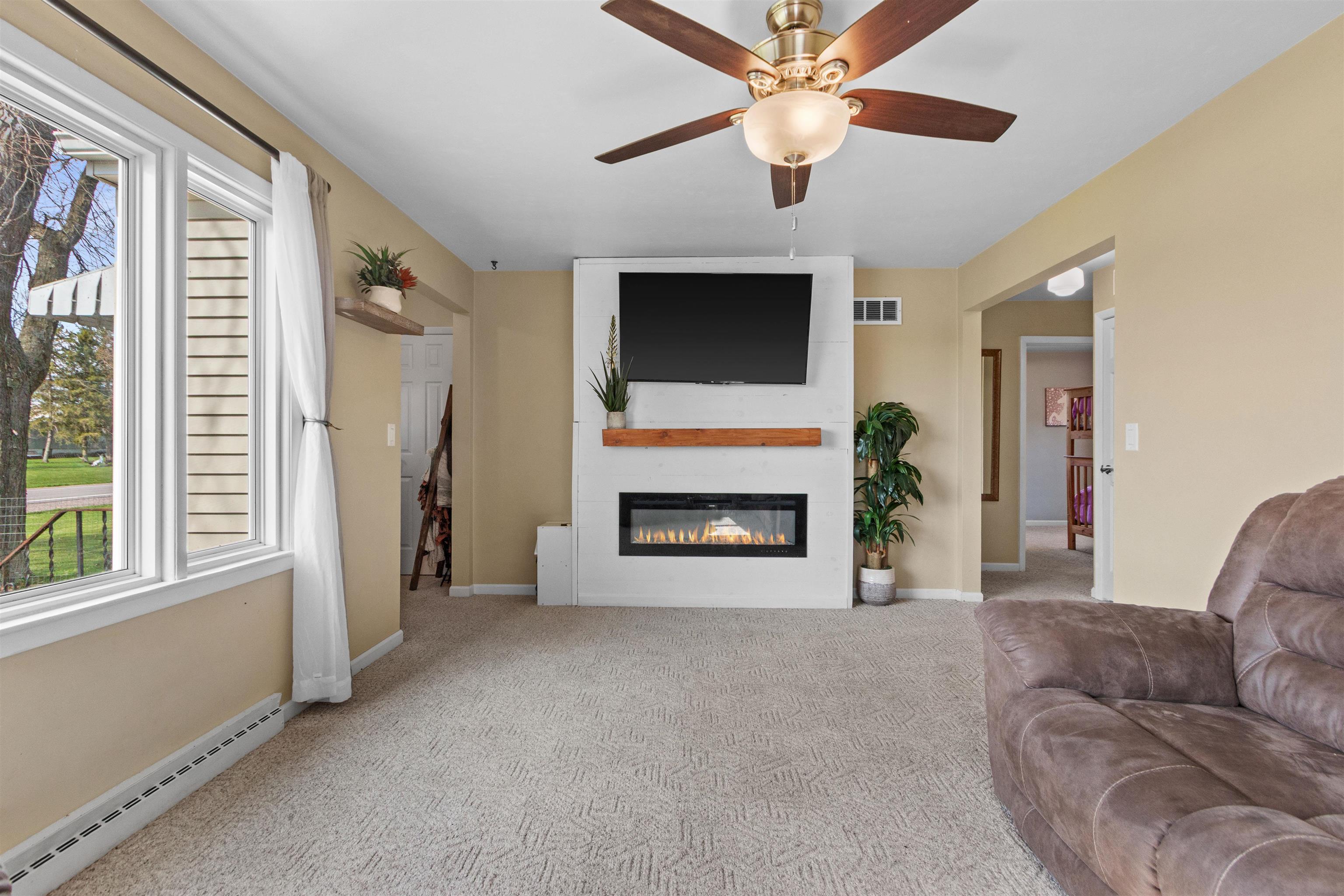 4278 STATE HIGHWAY 73, Wisconsin Rapids, Wisconsin 54495, 3 Bedrooms Bedrooms, ,1 BathroomBathrooms,Residential,For Sale,4278 STATE HIGHWAY 73,22601625