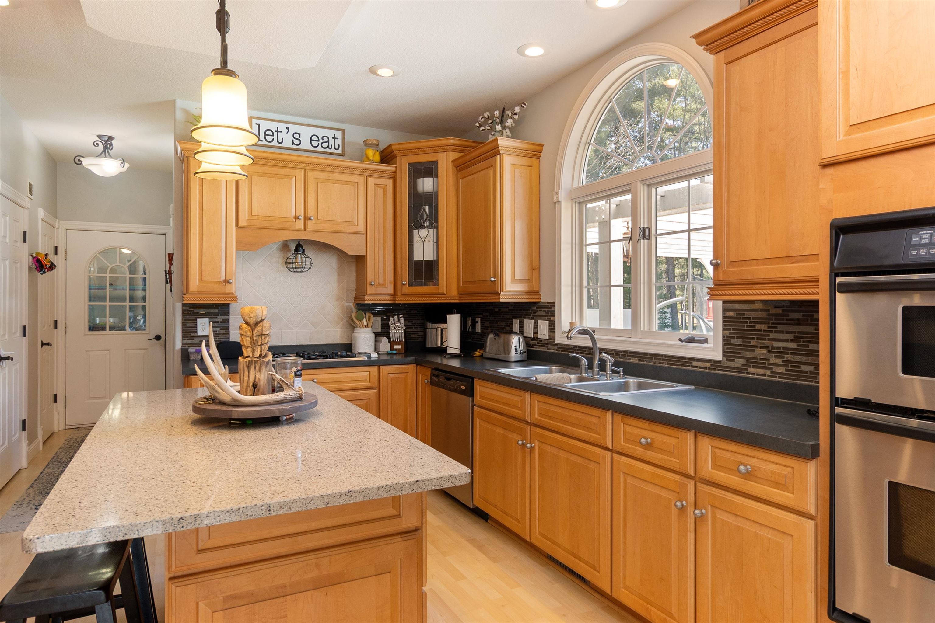 1977 JAMES STREET, Kronenwetter, Wisconsin 54455, 3 Bedrooms Bedrooms, ,3 BathroomsBathrooms,Residential,For Sale,1977 JAMES STREET,22601628