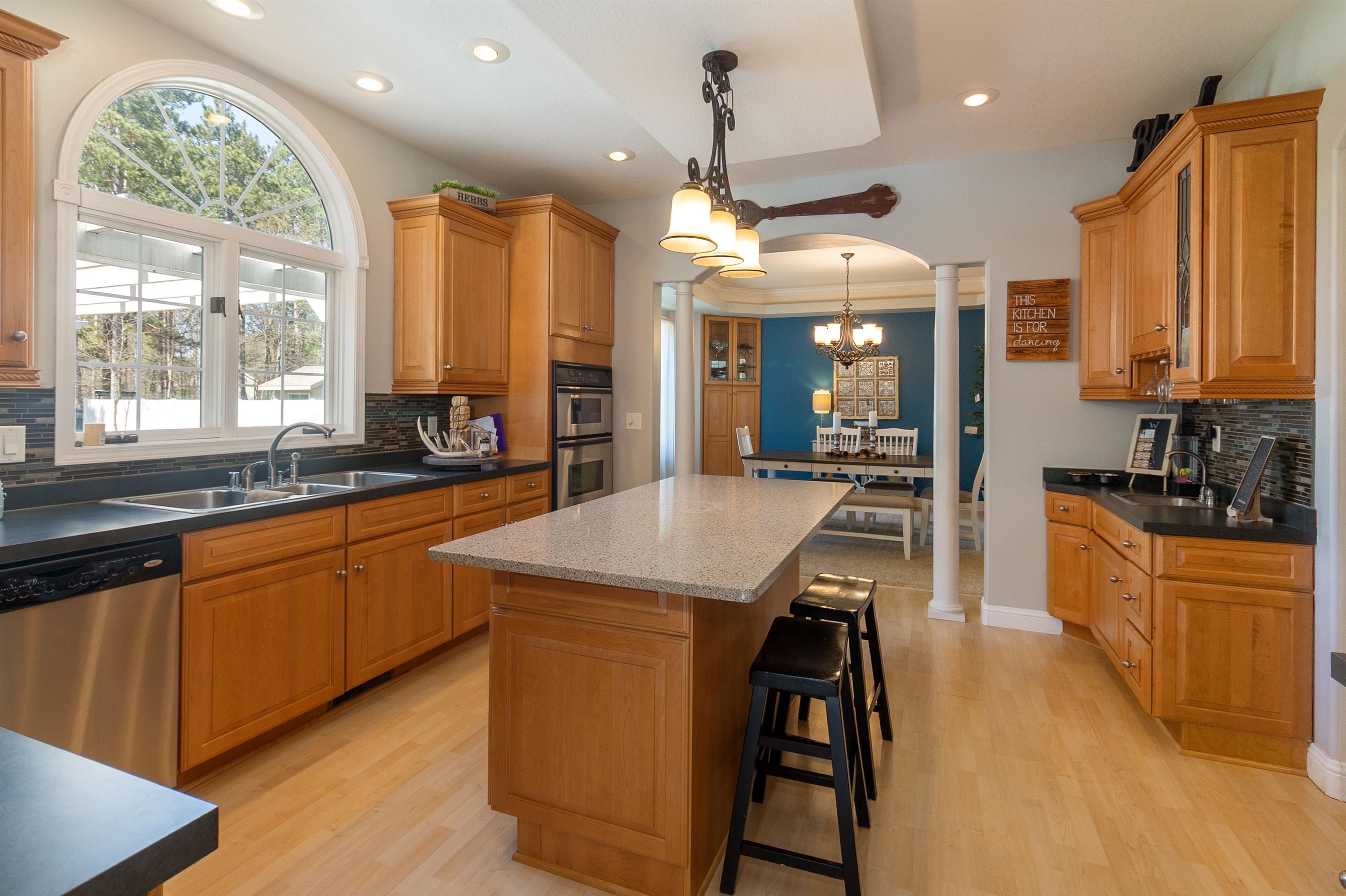 1977 JAMES STREET, Kronenwetter, Wisconsin 54455, 3 Bedrooms Bedrooms, ,3 BathroomsBathrooms,Residential,For Sale,1977 JAMES STREET,22601628