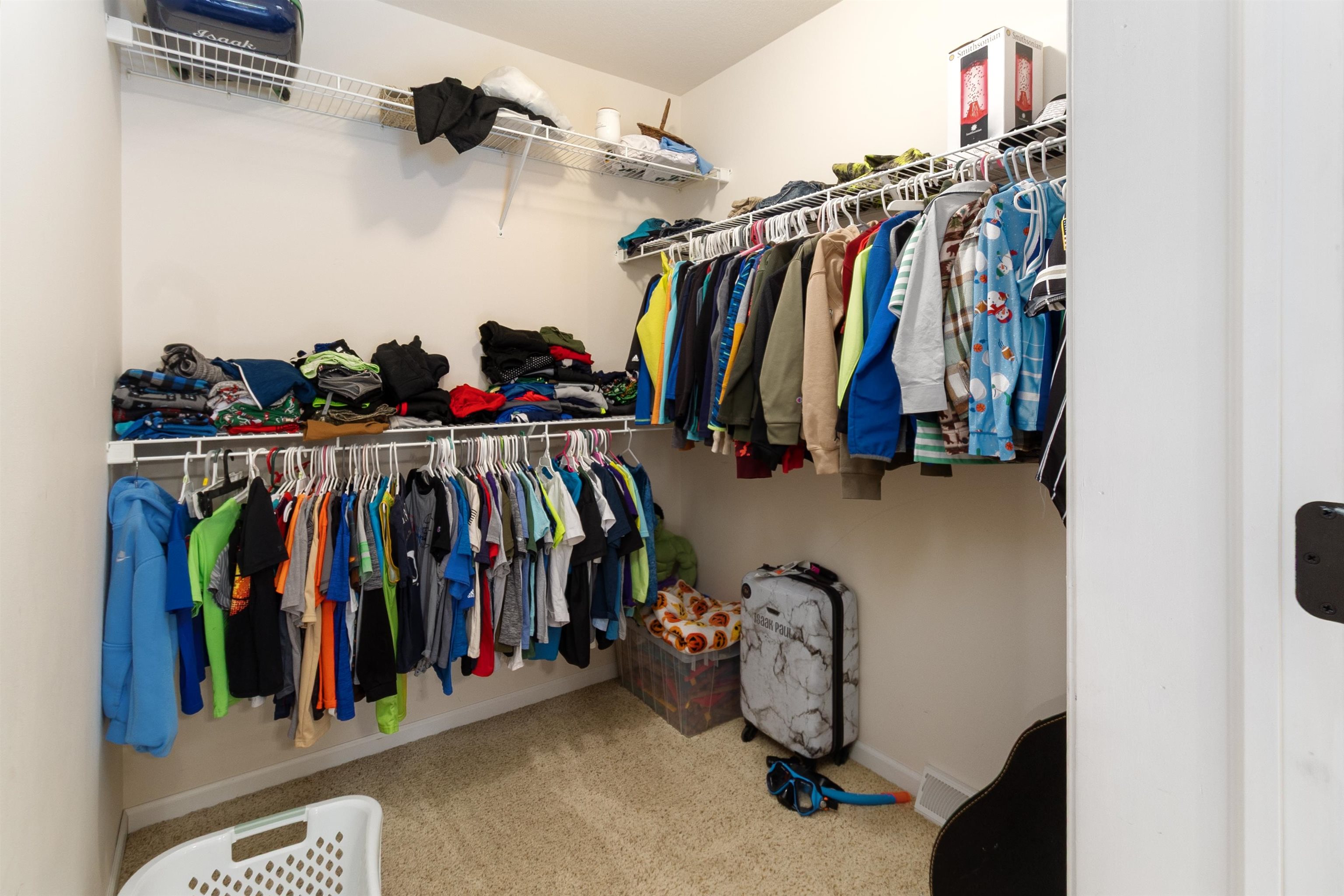 1977 JAMES STREET, Kronenwetter, Wisconsin 54455, 3 Bedrooms Bedrooms, ,3 BathroomsBathrooms,Residential,For Sale,1977 JAMES STREET,22601628