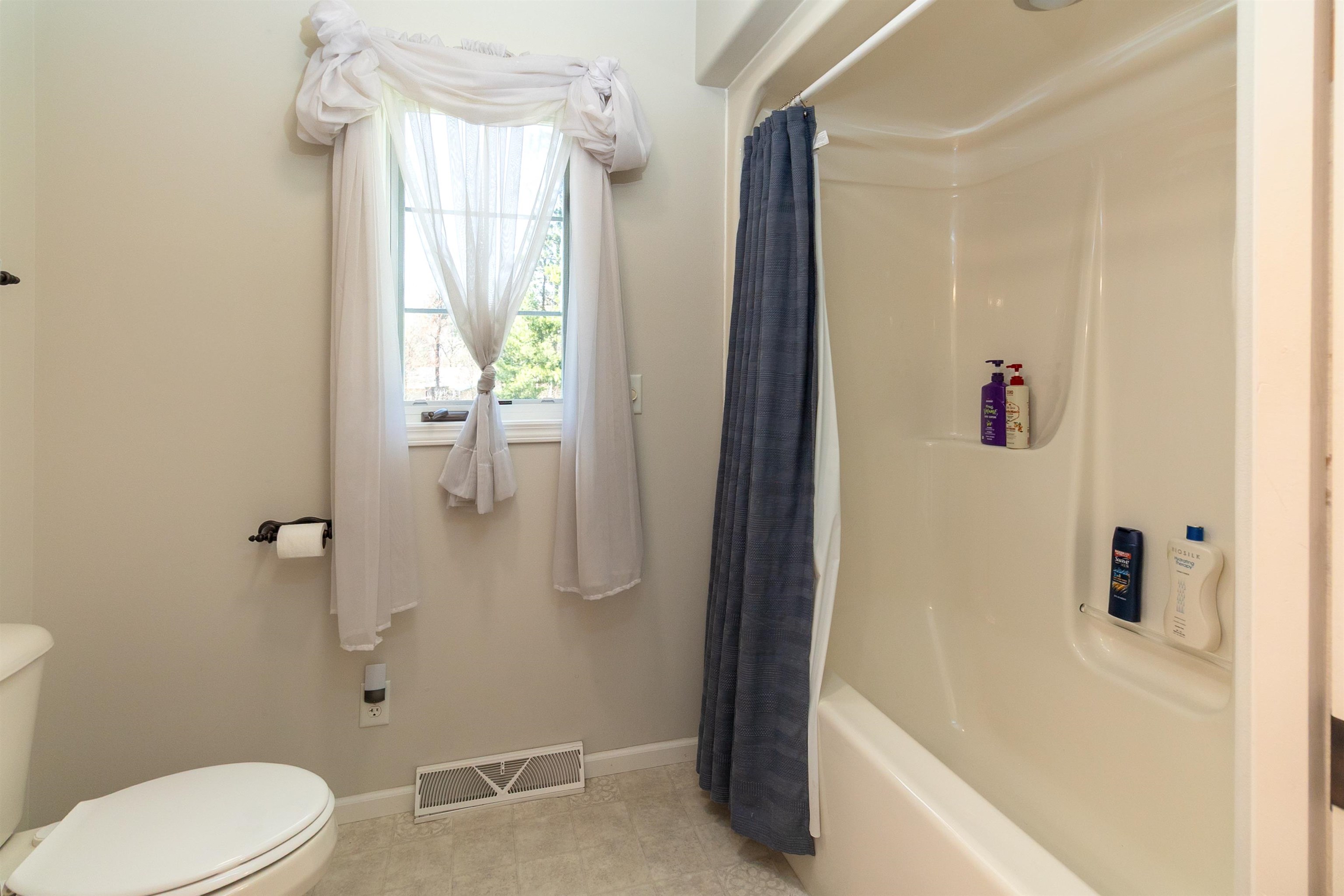 1977 JAMES STREET, Kronenwetter, Wisconsin 54455, 3 Bedrooms Bedrooms, ,3 BathroomsBathrooms,Residential,For Sale,1977 JAMES STREET,22601628