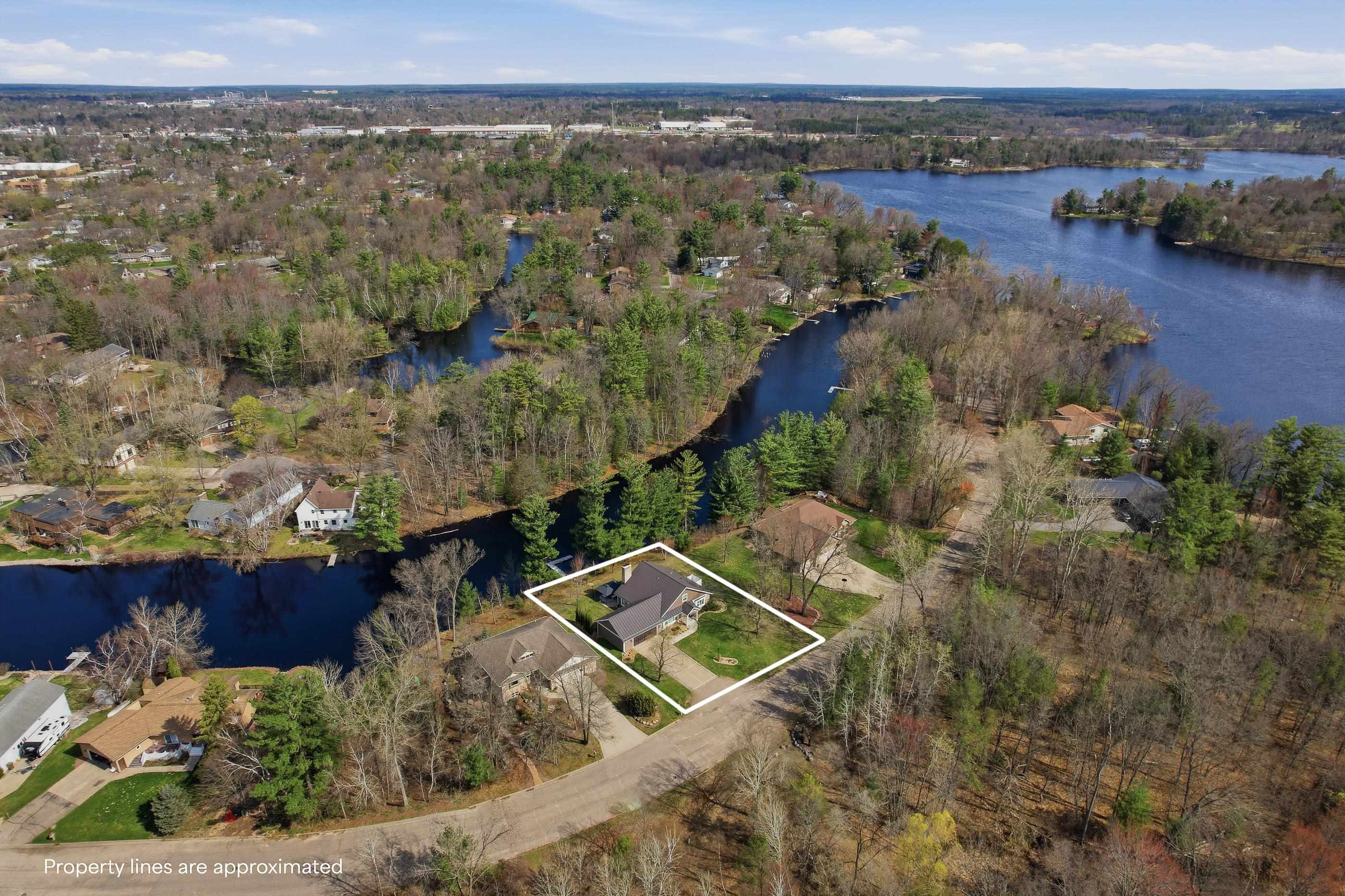 3208 DELLA STREET, Stevens Point, Wisconsin 54481, 4 Bedrooms Bedrooms, ,2 BathroomsBathrooms,Residential,For Sale,3208 DELLA STREET,22601630