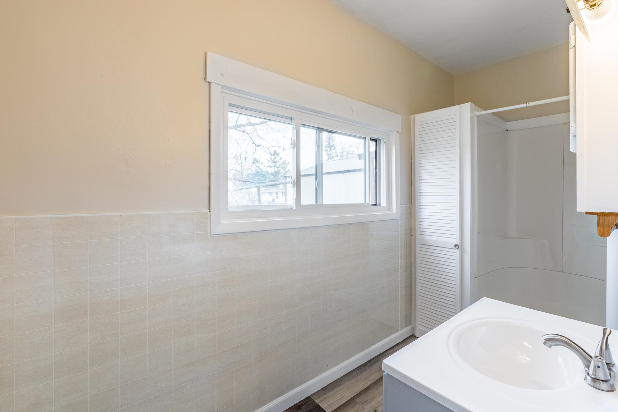 N7716 PINE STREET, Eland, Wisconsin 54427, 4 Bedrooms Bedrooms, ,1 BathroomBathrooms,Residential,For Sale,N7716 PINE STREET,22601633