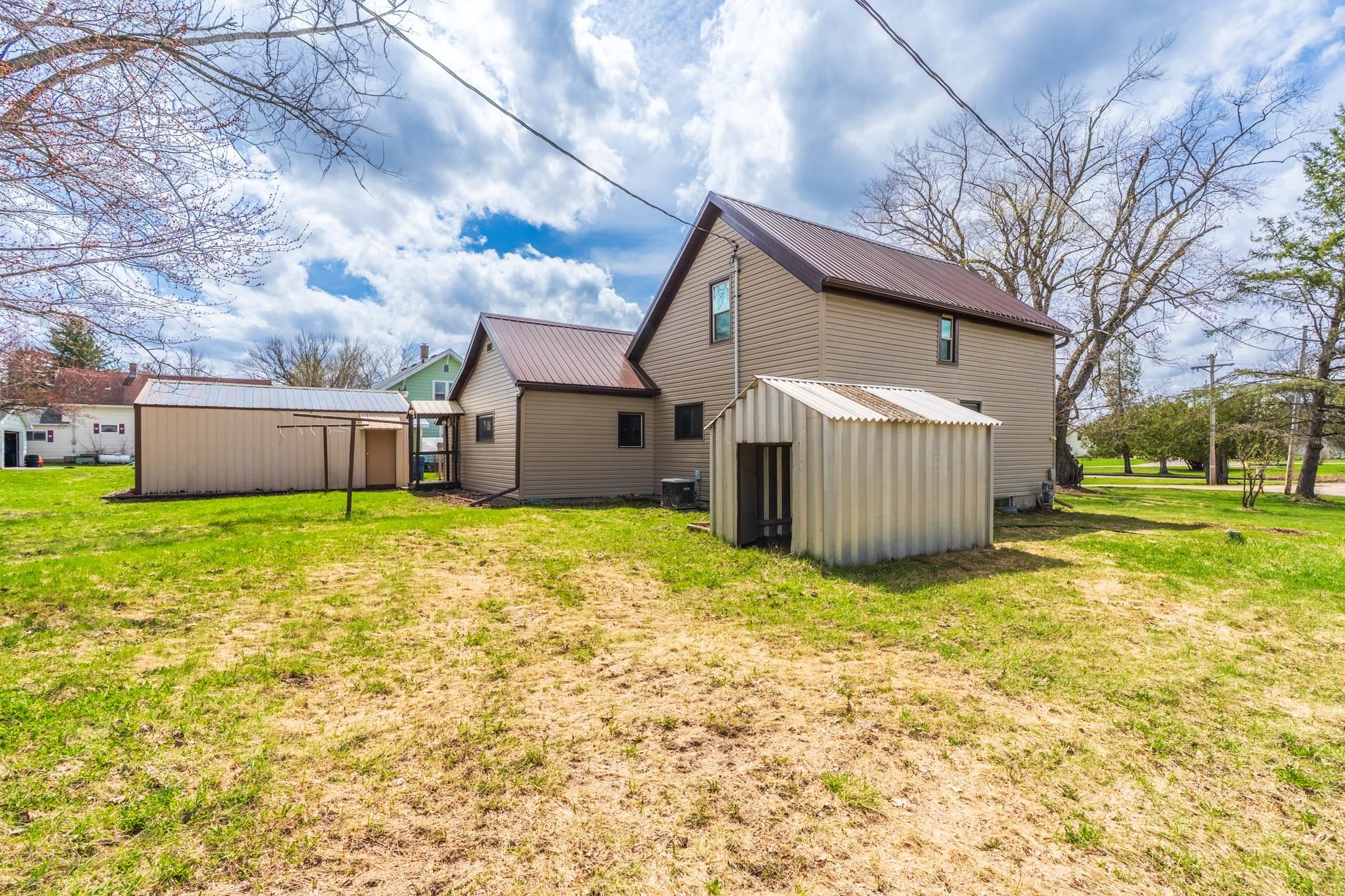 N7716 PINE STREET, Eland, Wisconsin 54427, 4 Bedrooms Bedrooms, ,1 BathroomBathrooms,Residential,For Sale,N7716 PINE STREET,22601633
