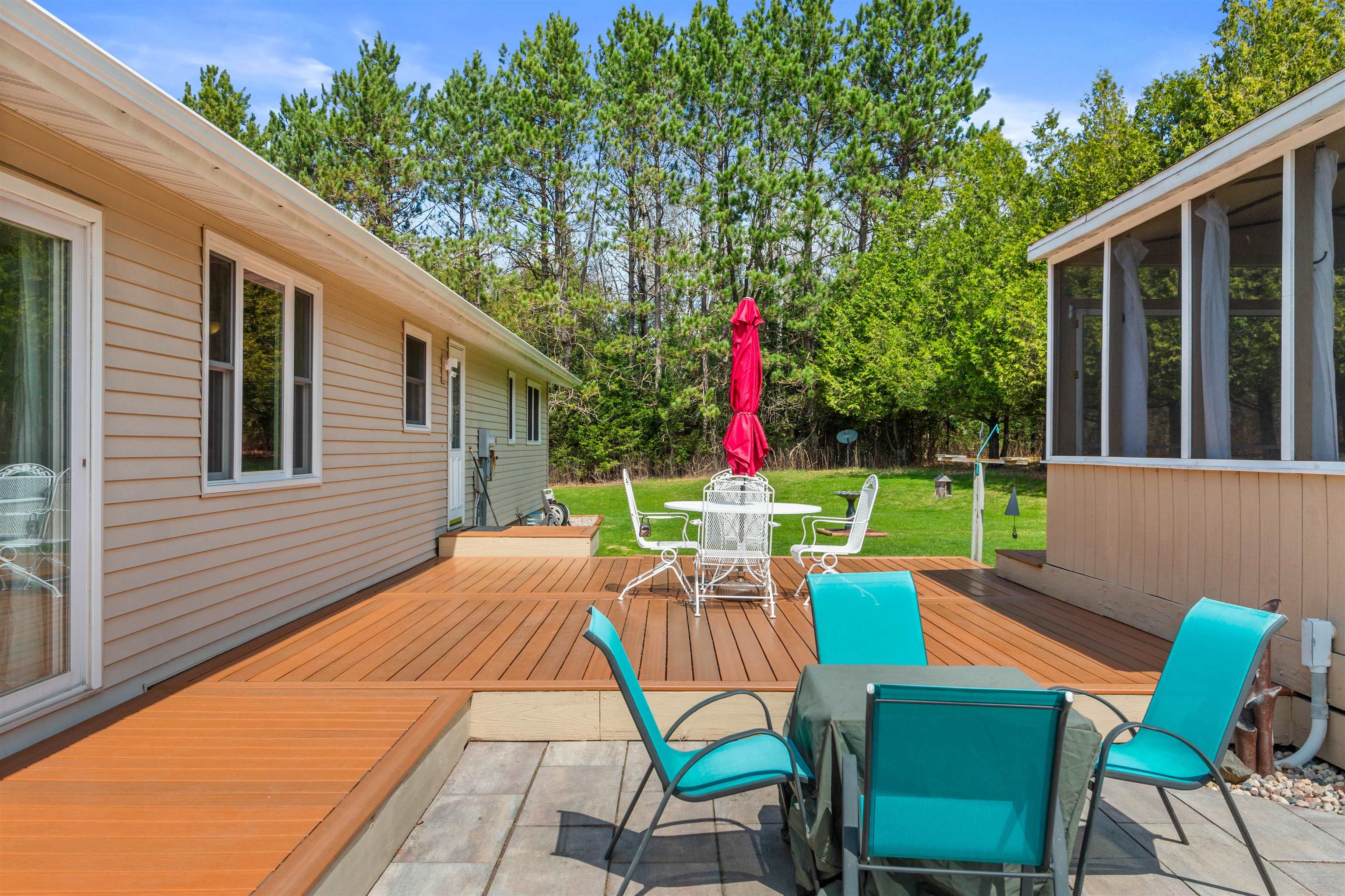 N8466 MAPLEWOOD ROAD, Wittenberg, Wisconsin 54499, 3 Bedrooms Bedrooms, ,2 BathroomsBathrooms,Residential,For Sale,N8466 MAPLEWOOD ROAD,22601636