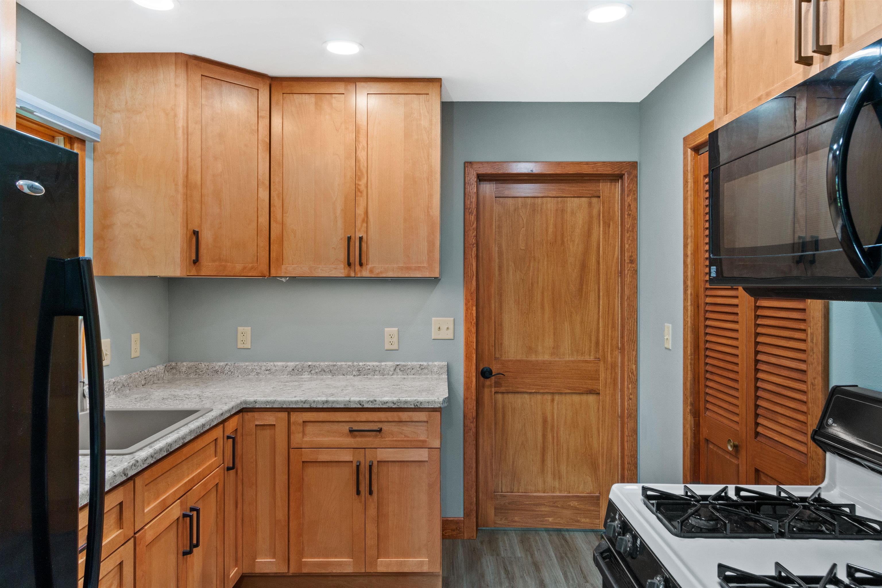 2581 WASHINGTON AVENUE, Plover, Wisconsin 54467, 2 Bedrooms Bedrooms, ,1 BathroomBathrooms,Residential,For Sale,2581 WASHINGTON AVENUE,22601637