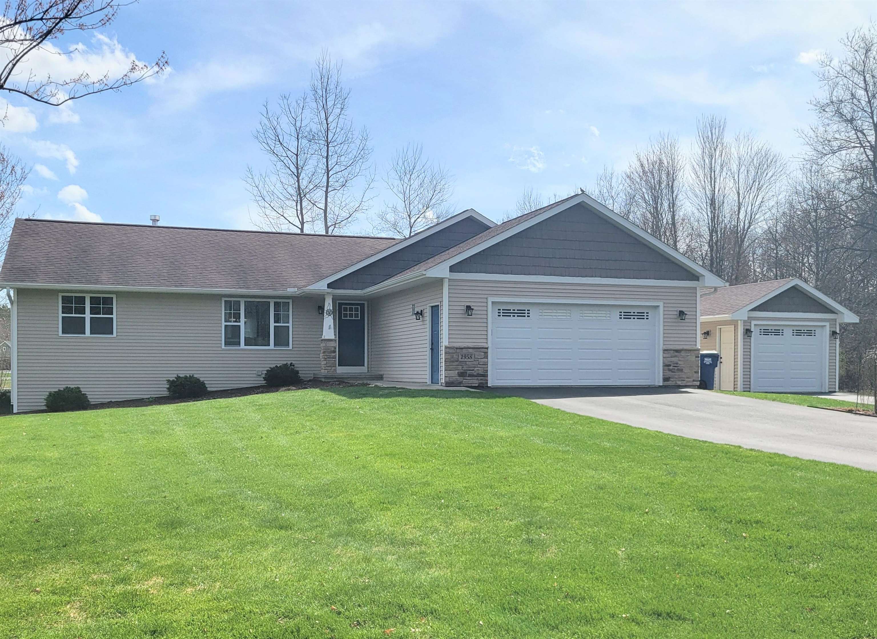 1958 AUSTIN LANE, Kronenwetter, Wisconsin 54455, 5 Bedrooms Bedrooms, ,3 BathroomsBathrooms,Residential,For Sale,1958 AUSTIN LANE,22601639