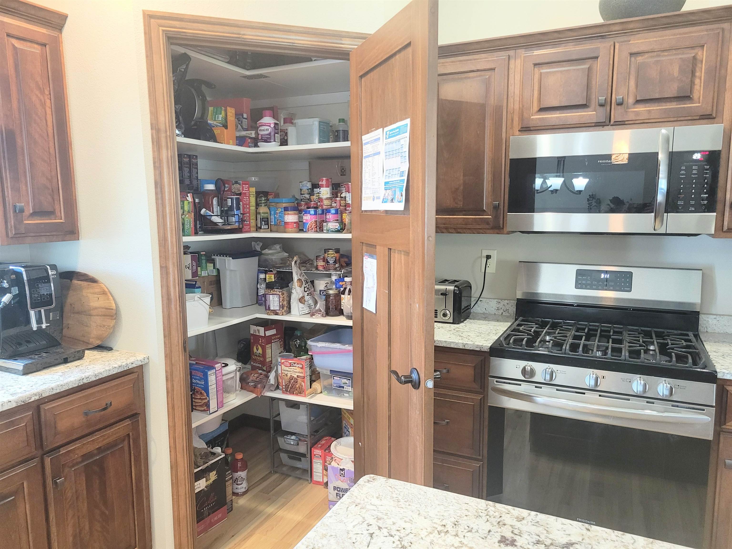 1958 AUSTIN LANE, Kronenwetter, Wisconsin 54455, 5 Bedrooms Bedrooms, ,3 BathroomsBathrooms,Residential,For Sale,1958 AUSTIN LANE,22601639