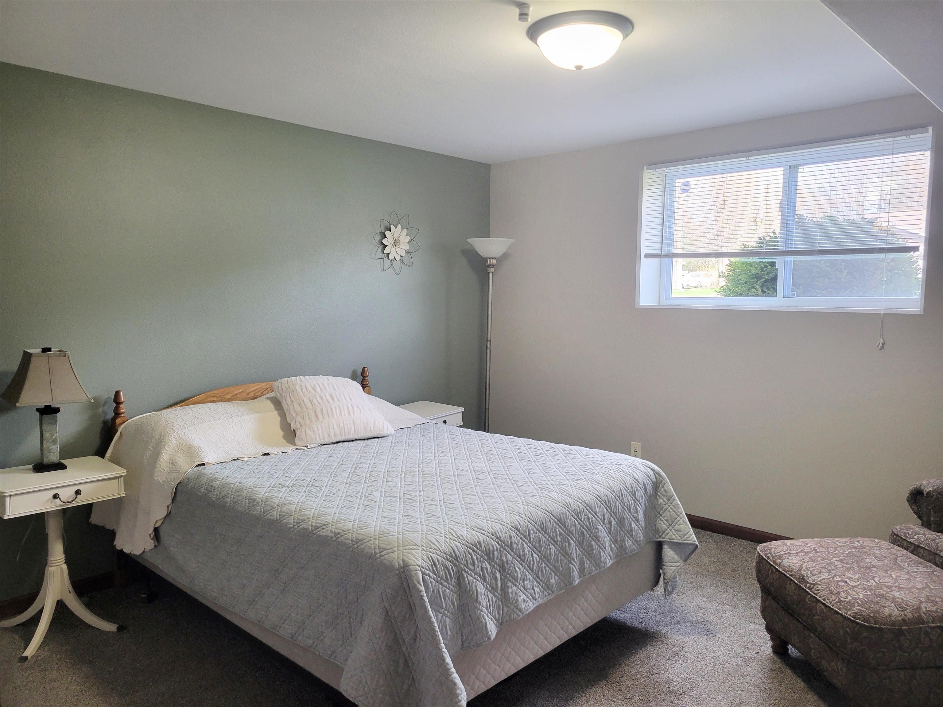 1958 AUSTIN LANE, Kronenwetter, Wisconsin 54455, 5 Bedrooms Bedrooms, ,3 BathroomsBathrooms,Residential,For Sale,1958 AUSTIN LANE,22601639