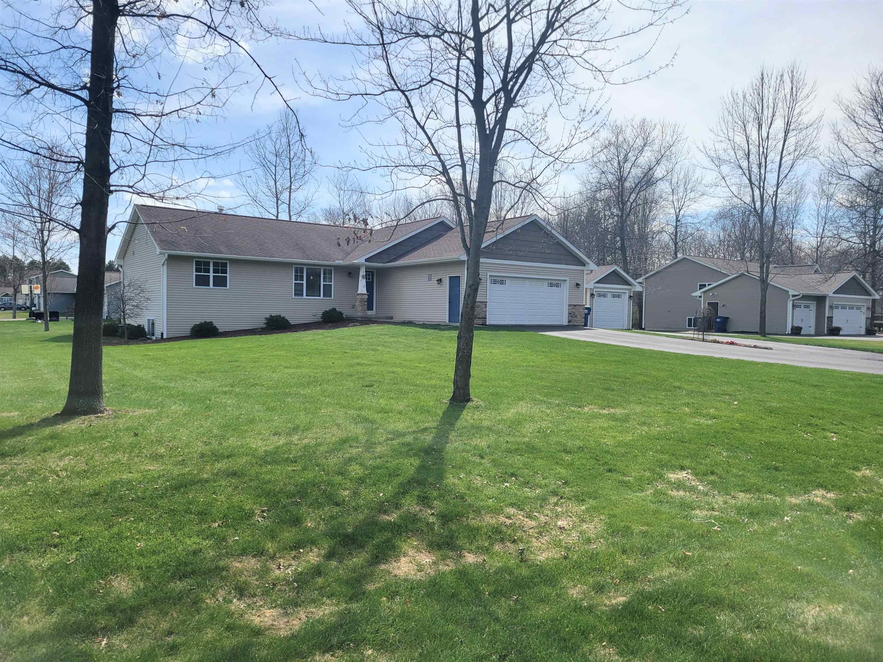 1958 AUSTIN LANE, Kronenwetter, Wisconsin 54455, 5 Bedrooms Bedrooms, ,3 BathroomsBathrooms,Residential,For Sale,1958 AUSTIN LANE,22601639