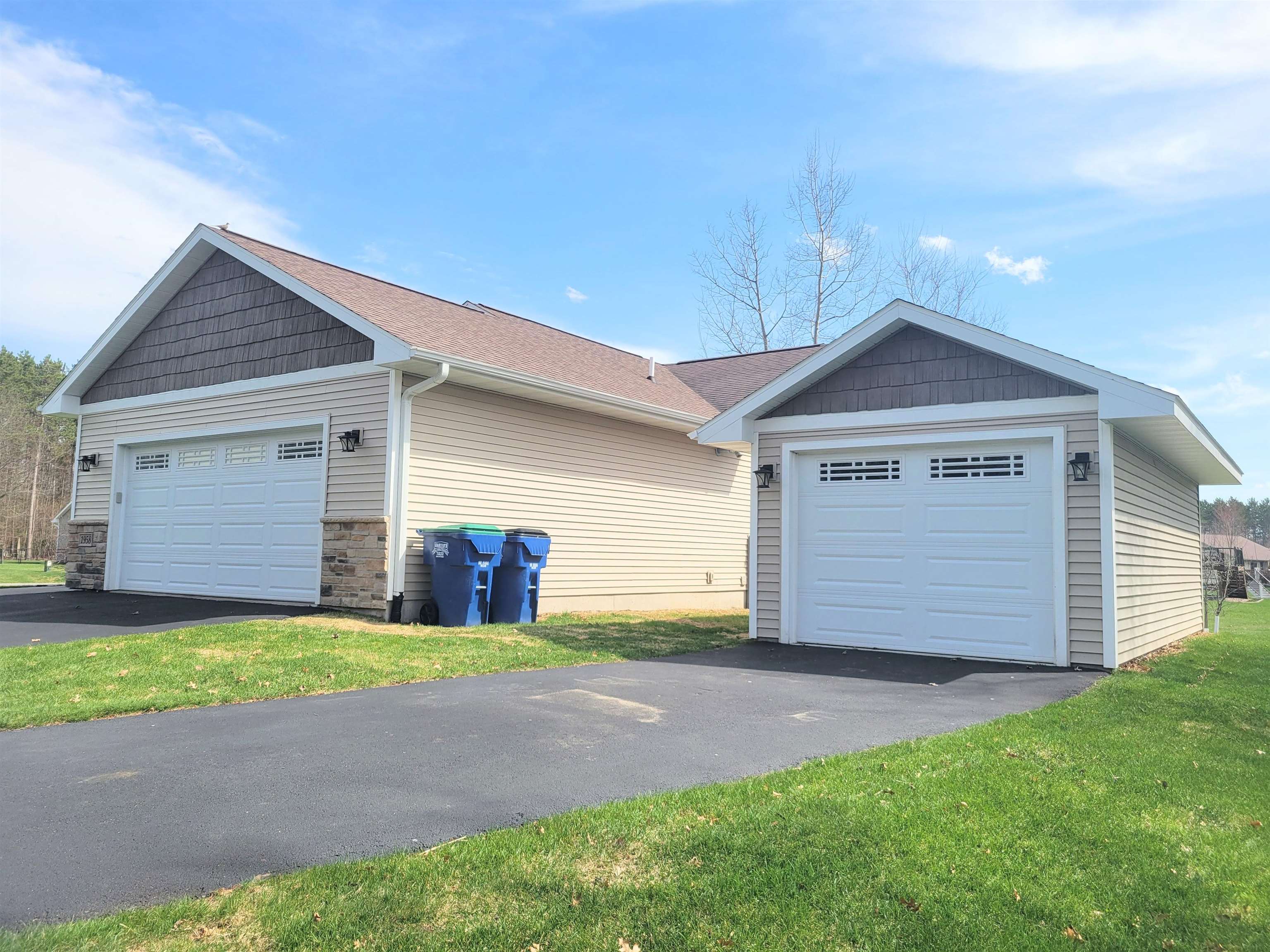 1958 AUSTIN LANE, Kronenwetter, Wisconsin 54455, 5 Bedrooms Bedrooms, ,3 BathroomsBathrooms,Residential,For Sale,1958 AUSTIN LANE,22601639