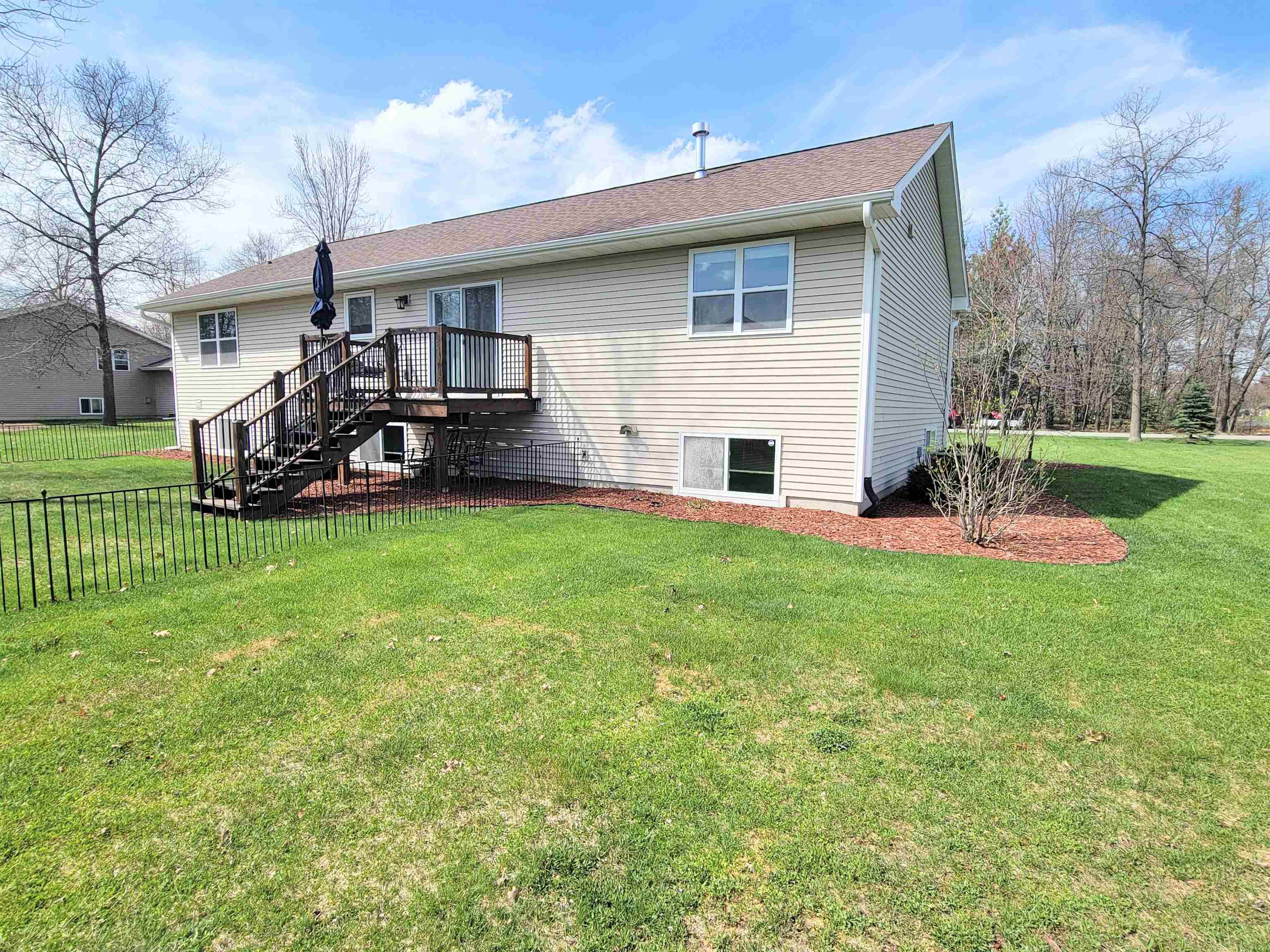 1958 AUSTIN LANE, Kronenwetter, Wisconsin 54455, 5 Bedrooms Bedrooms, ,3 BathroomsBathrooms,Residential,For Sale,1958 AUSTIN LANE,22601639
