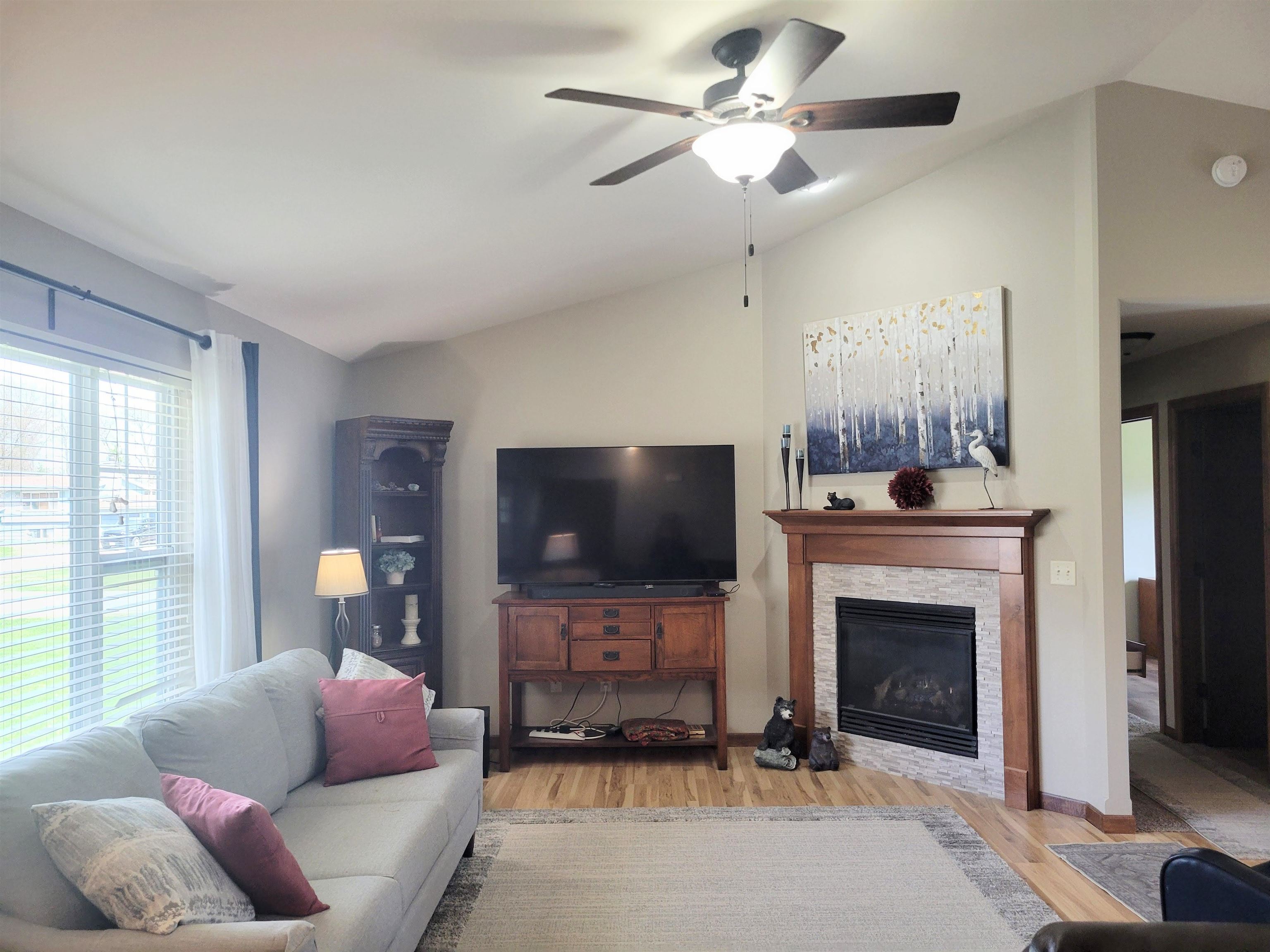 1958 AUSTIN LANE, Kronenwetter, Wisconsin 54455, 5 Bedrooms Bedrooms, ,3 BathroomsBathrooms,Residential,For Sale,1958 AUSTIN LANE,22601639