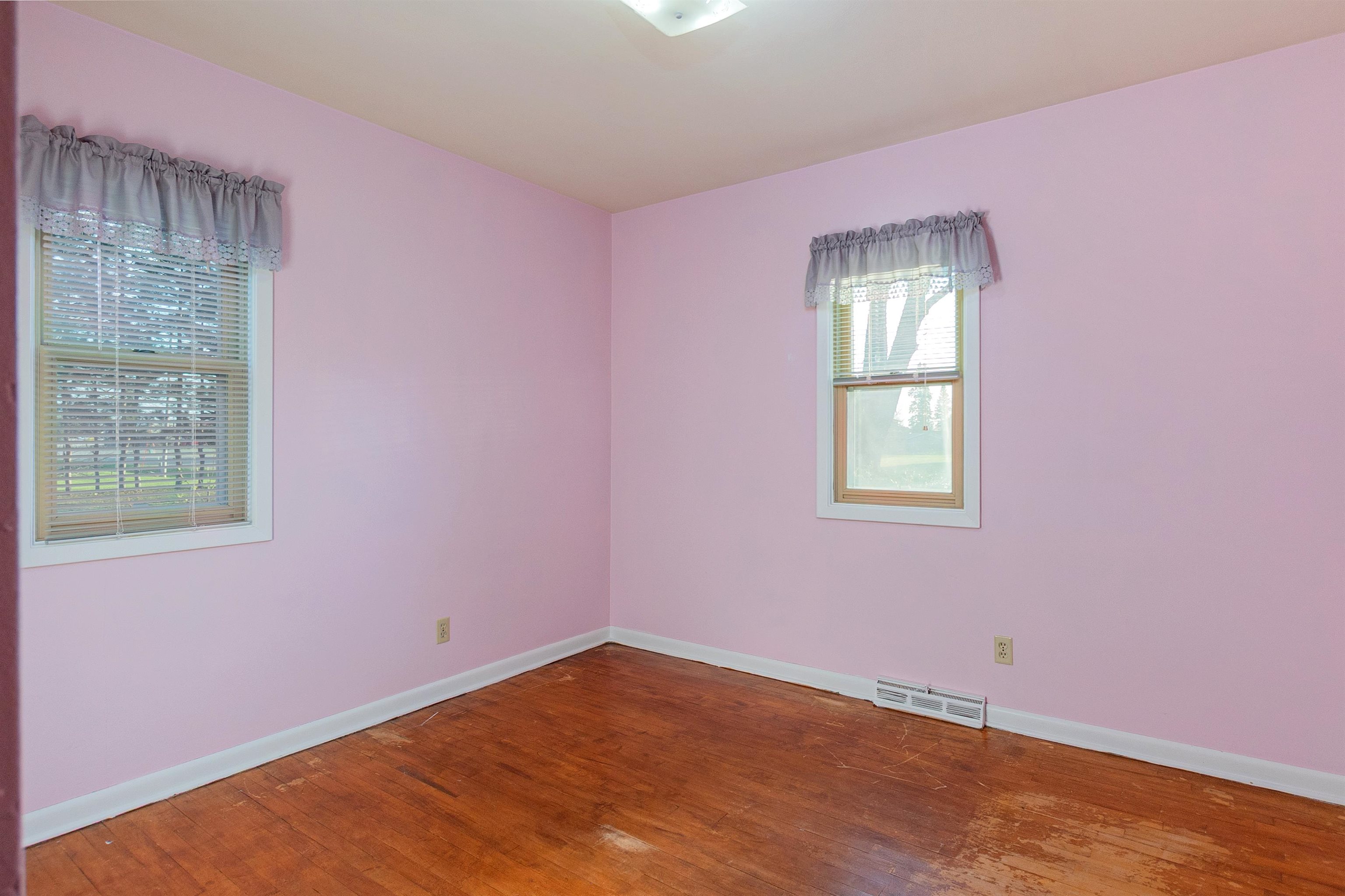 108 JONES AVENUE, Hatley, Wisconsin 54440, 3 Bedrooms Bedrooms, ,1 BathroomBathrooms,Residential,For Sale,108 JONES AVENUE,22601640