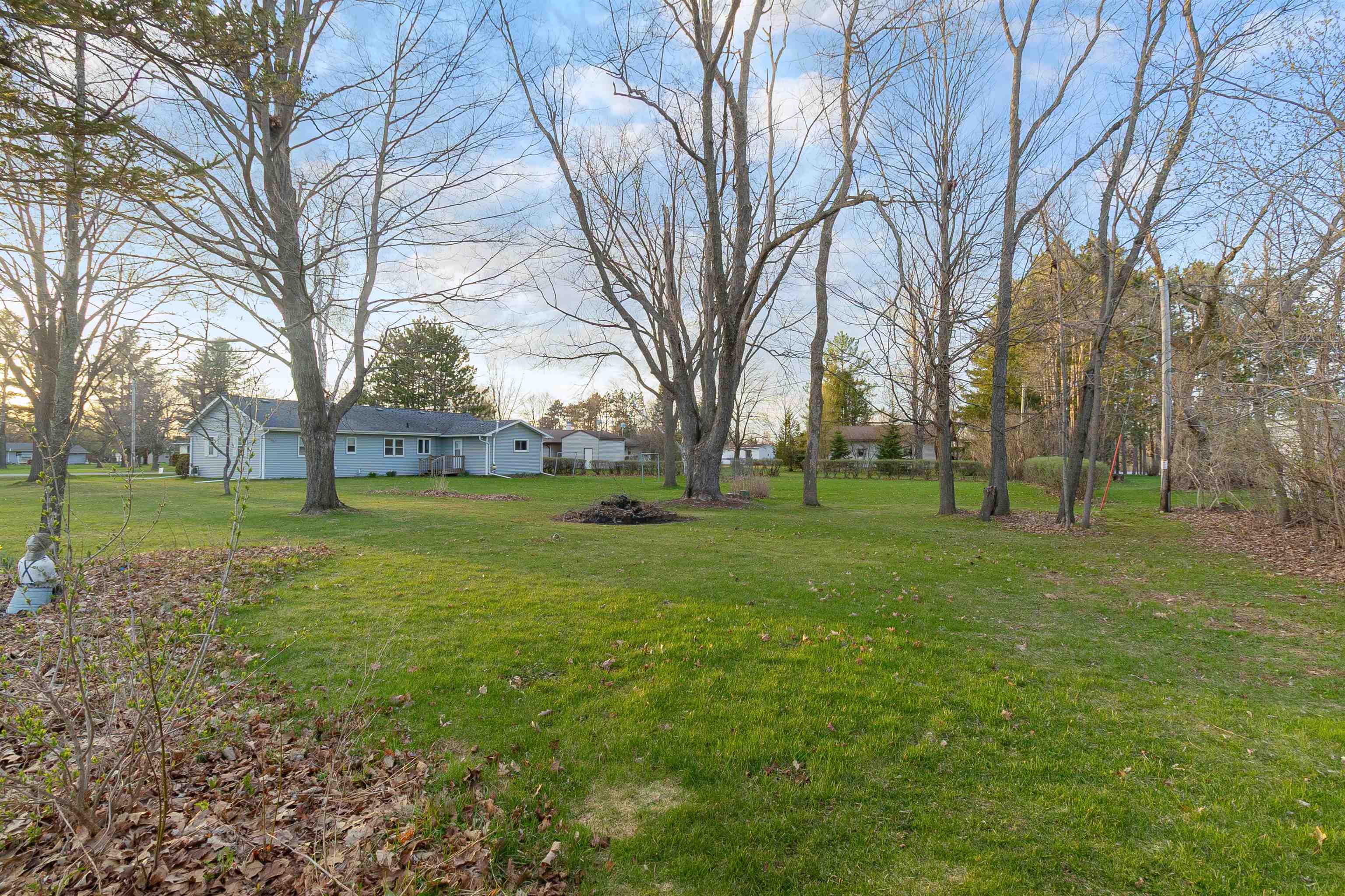 108 JONES AVENUE, Hatley, Wisconsin 54440, 3 Bedrooms Bedrooms, ,1 BathroomBathrooms,Residential,For Sale,108 JONES AVENUE,22601640