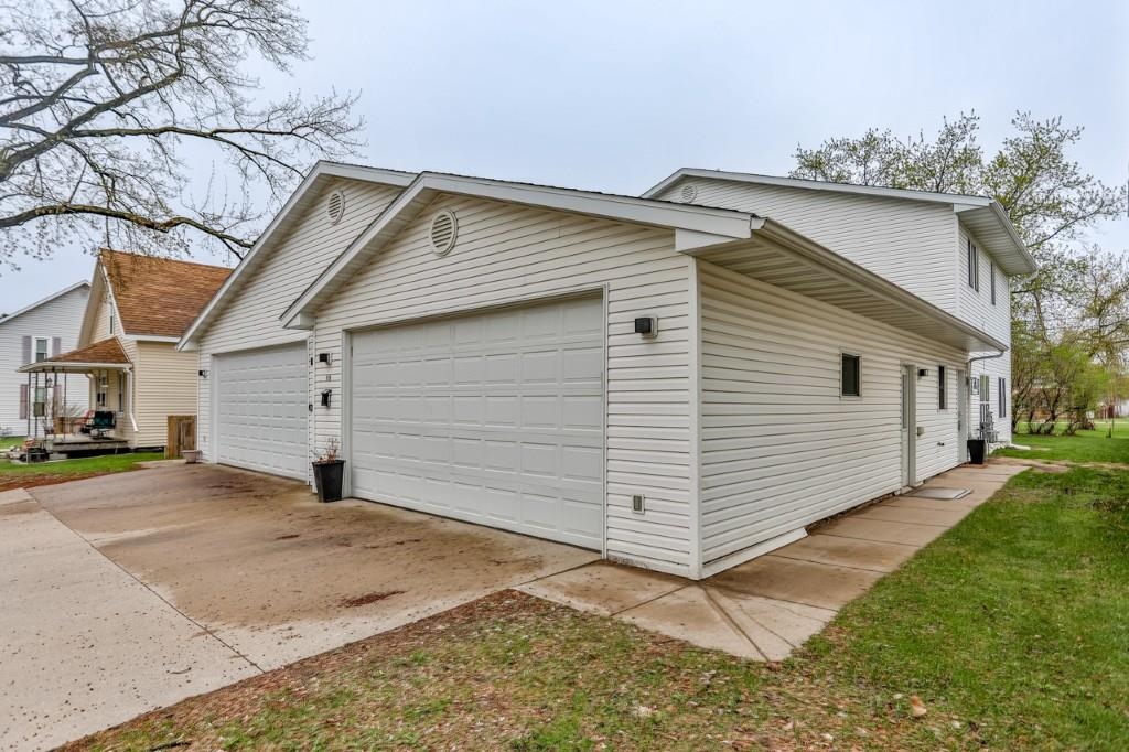 119-121 RIVER STREET, Wausau, Wisconsin 54401, 3 Bedrooms Bedrooms, ,2 BathroomsBathrooms,Multi-family,For Sale,119-121 RIVER STREET,22601641