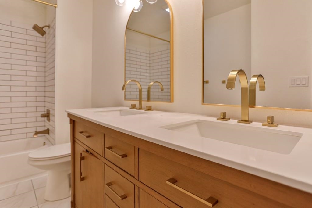 119-121 RIVER STREET, Wausau, Wisconsin 54401, 3 Bedrooms Bedrooms, ,2 BathroomsBathrooms,Multi-family,For Sale,119-121 RIVER STREET,22601641