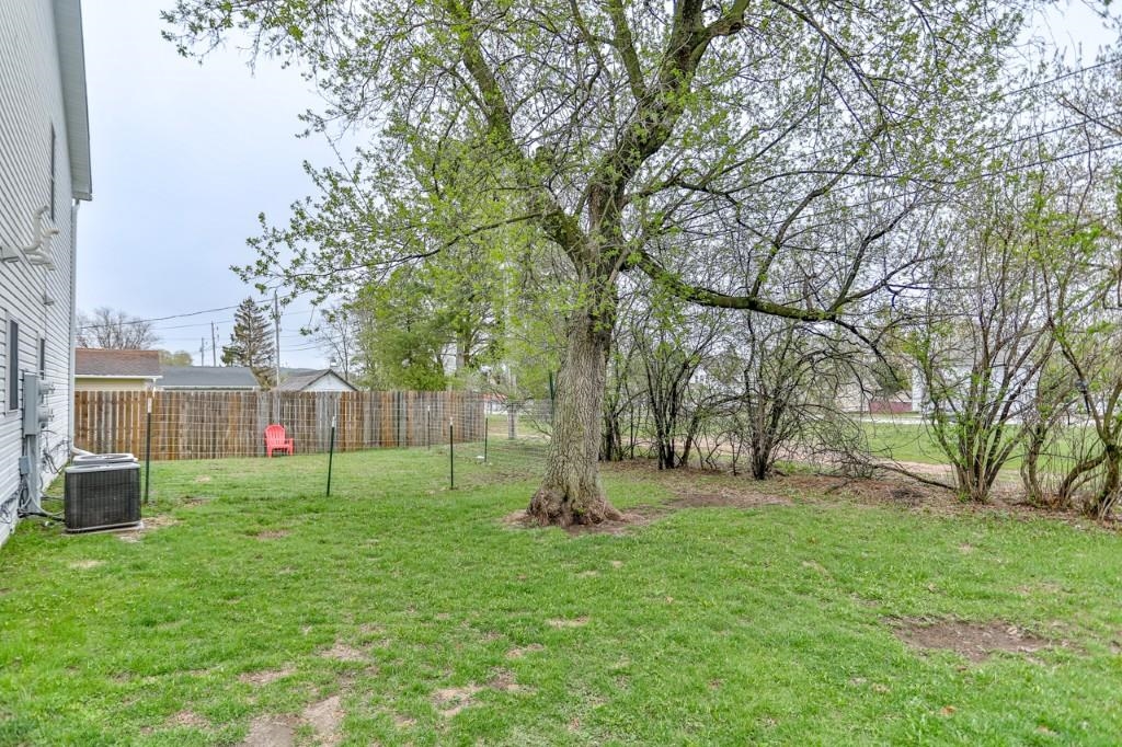 119-121 RIVER STREET, Wausau, Wisconsin 54401, 3 Bedrooms Bedrooms, ,2 BathroomsBathrooms,Multi-family,For Sale,119-121 RIVER STREET,22601641