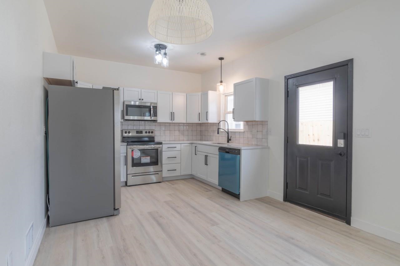 119-121 RIVER STREET, Wausau, Wisconsin 54401, 3 Bedrooms Bedrooms, ,2 BathroomsBathrooms,Multi-family,For Sale,119-121 RIVER STREET,22601641