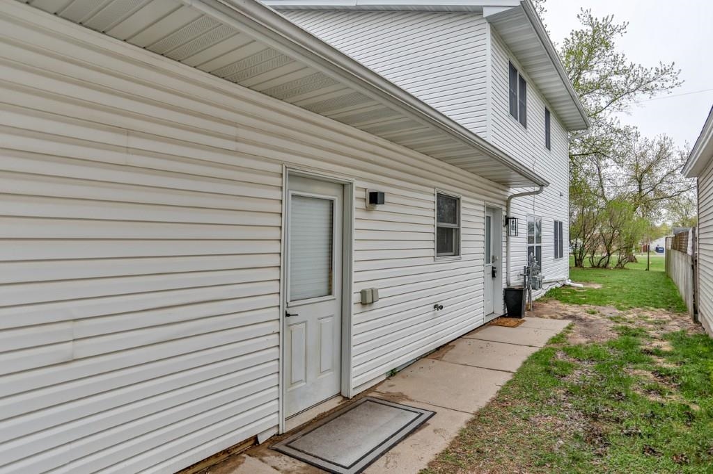 119-121 RIVER STREET, Wausau, Wisconsin 54401, 3 Bedrooms Bedrooms, ,2 BathroomsBathrooms,Multi-family,For Sale,119-121 RIVER STREET,22601641