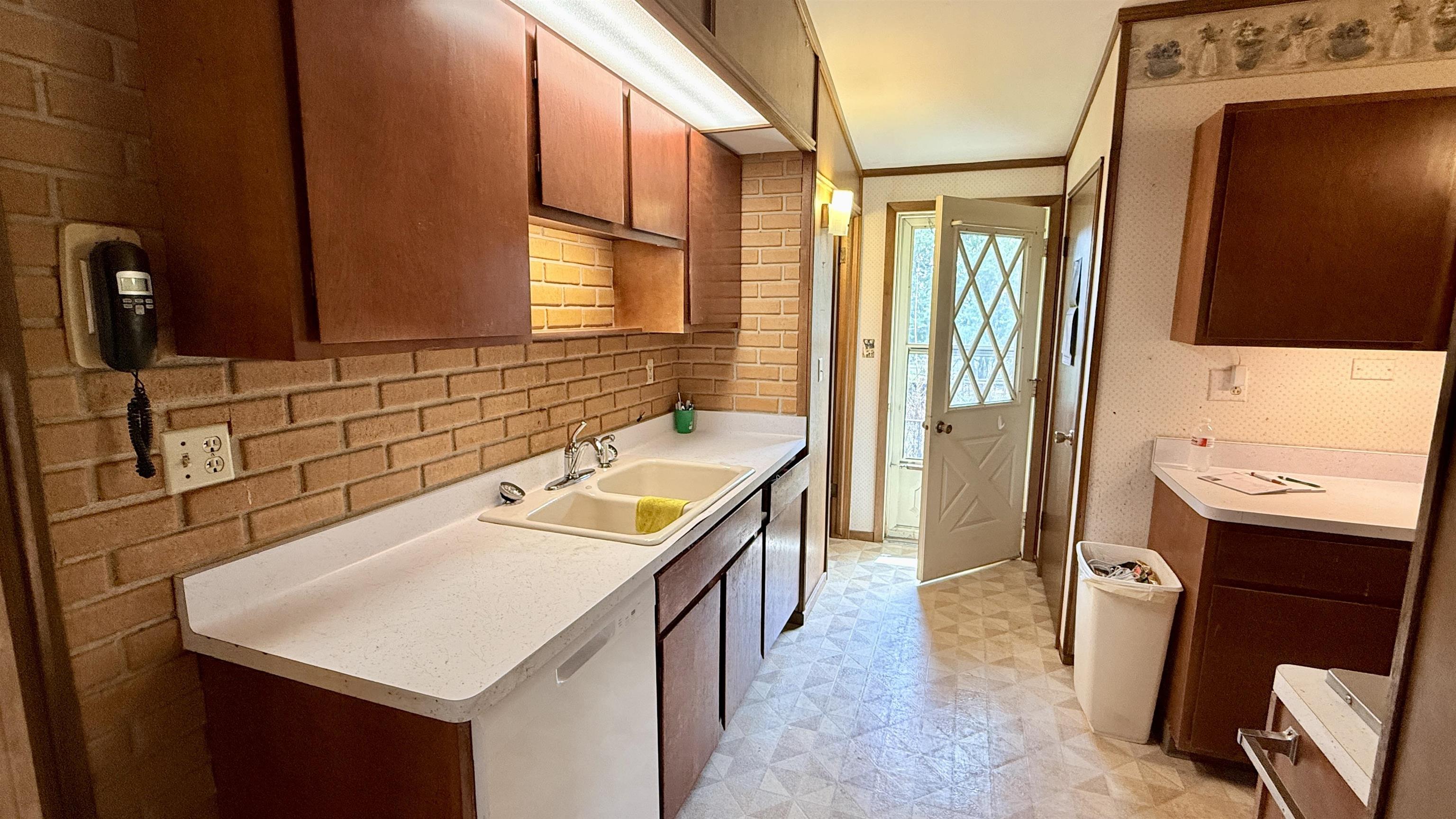 807 WESTON AVENUE, Rothschild, Wisconsin 54474, 3 Bedrooms Bedrooms, ,1 BathroomBathrooms,Residential,For Sale,807 WESTON AVENUE,22601644