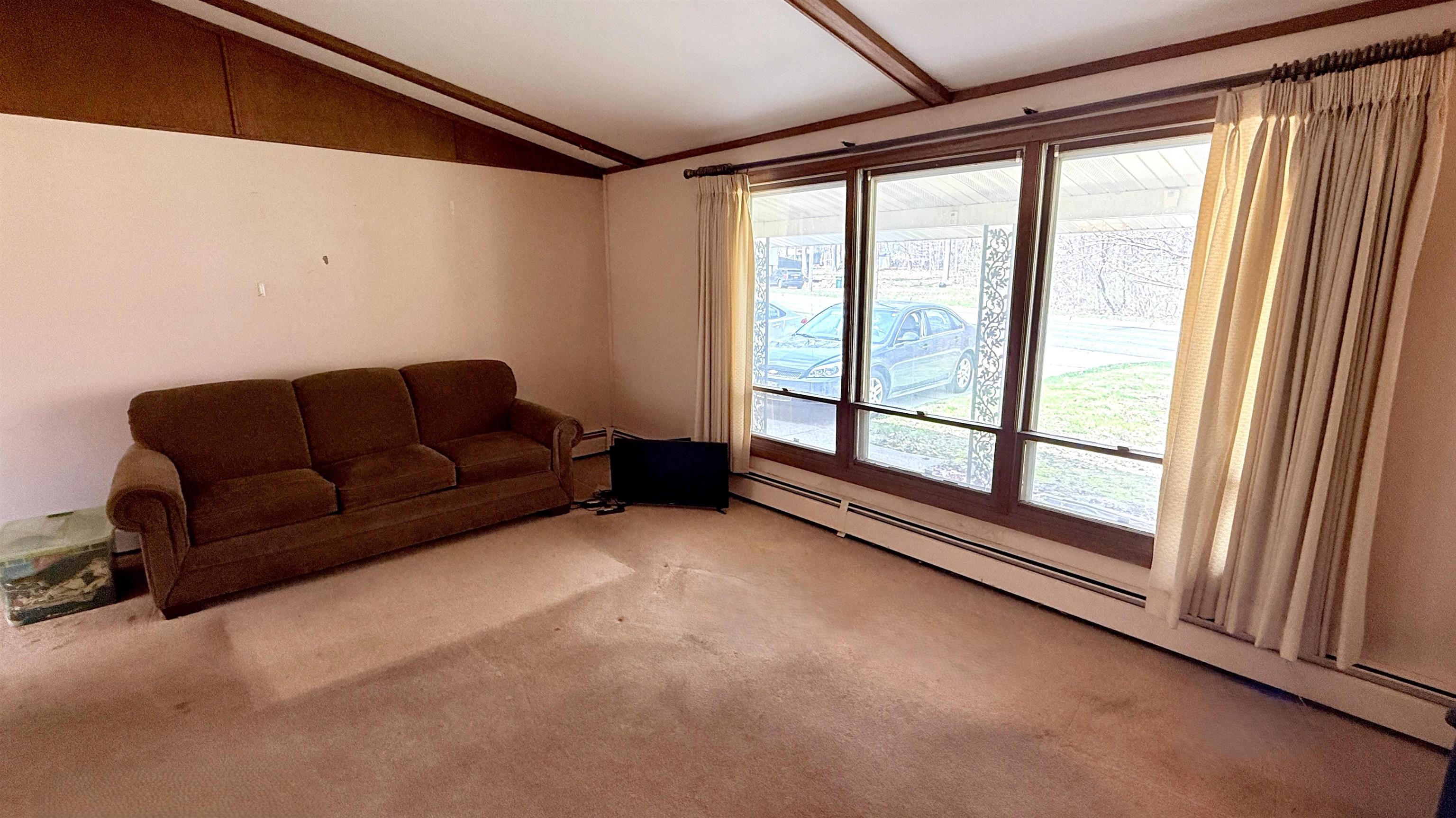 807 WESTON AVENUE, Rothschild, Wisconsin 54474, 3 Bedrooms Bedrooms, ,1 BathroomBathrooms,Residential,For Sale,807 WESTON AVENUE,22601644