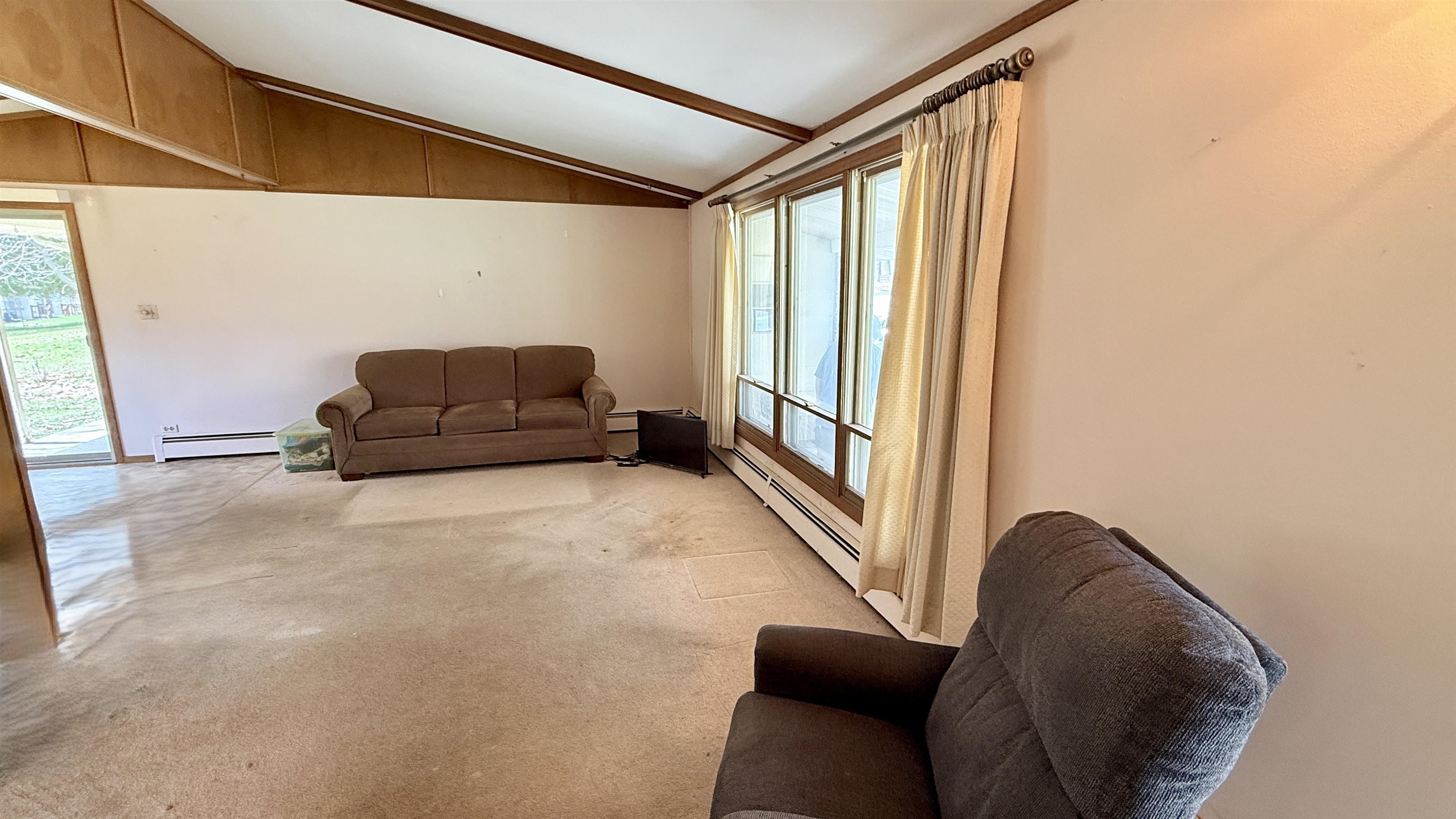 807 WESTON AVENUE, Rothschild, Wisconsin 54474, 3 Bedrooms Bedrooms, ,1 BathroomBathrooms,Residential,For Sale,807 WESTON AVENUE,22601644