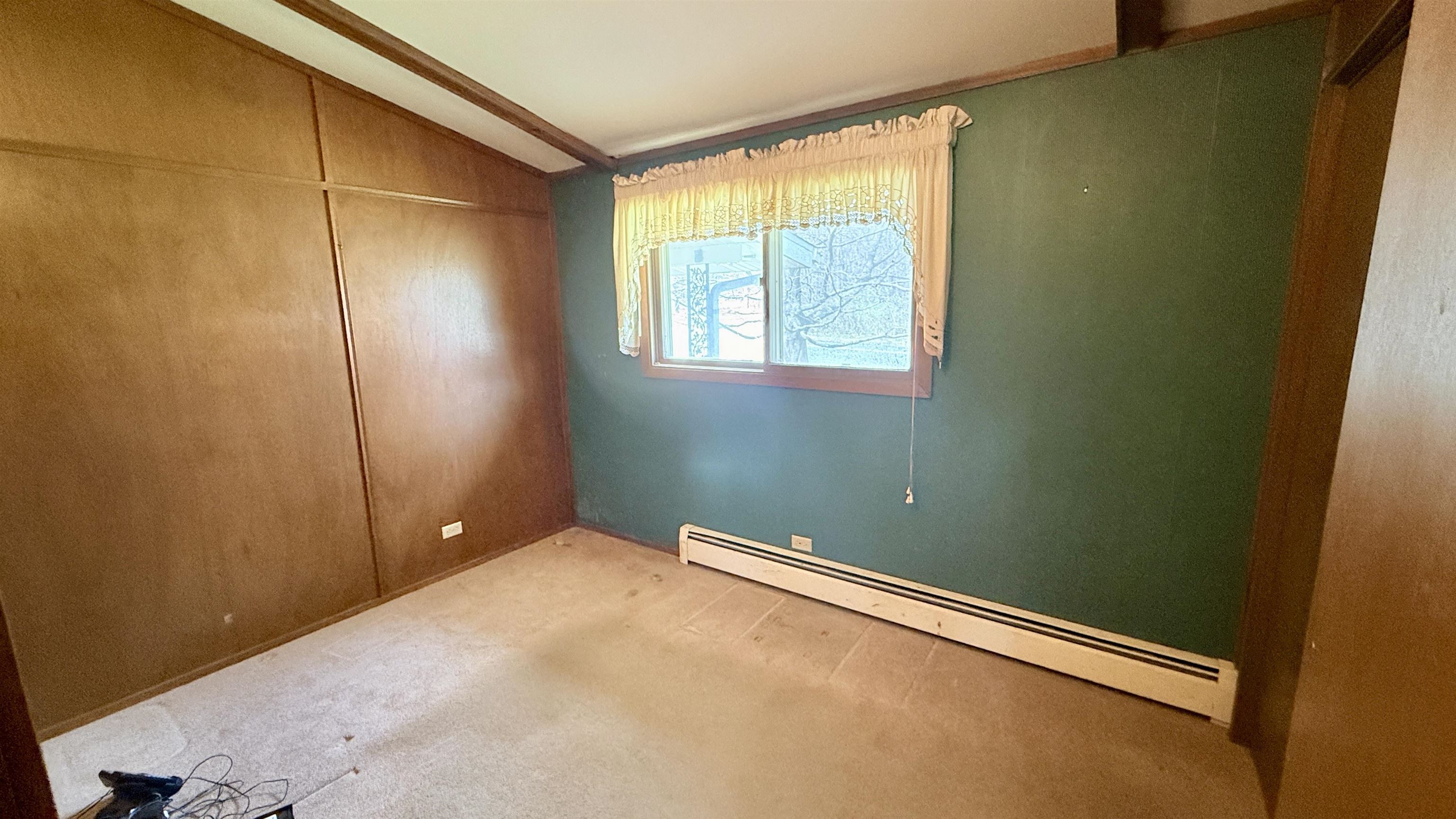 807 WESTON AVENUE, Rothschild, Wisconsin 54474, 3 Bedrooms Bedrooms, ,1 BathroomBathrooms,Residential,For Sale,807 WESTON AVENUE,22601644